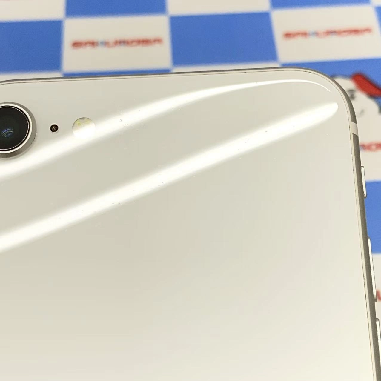 iPhoneSE 第2世代 128GB ホワイト MHGU3J/A SIMフリー ジャンク品