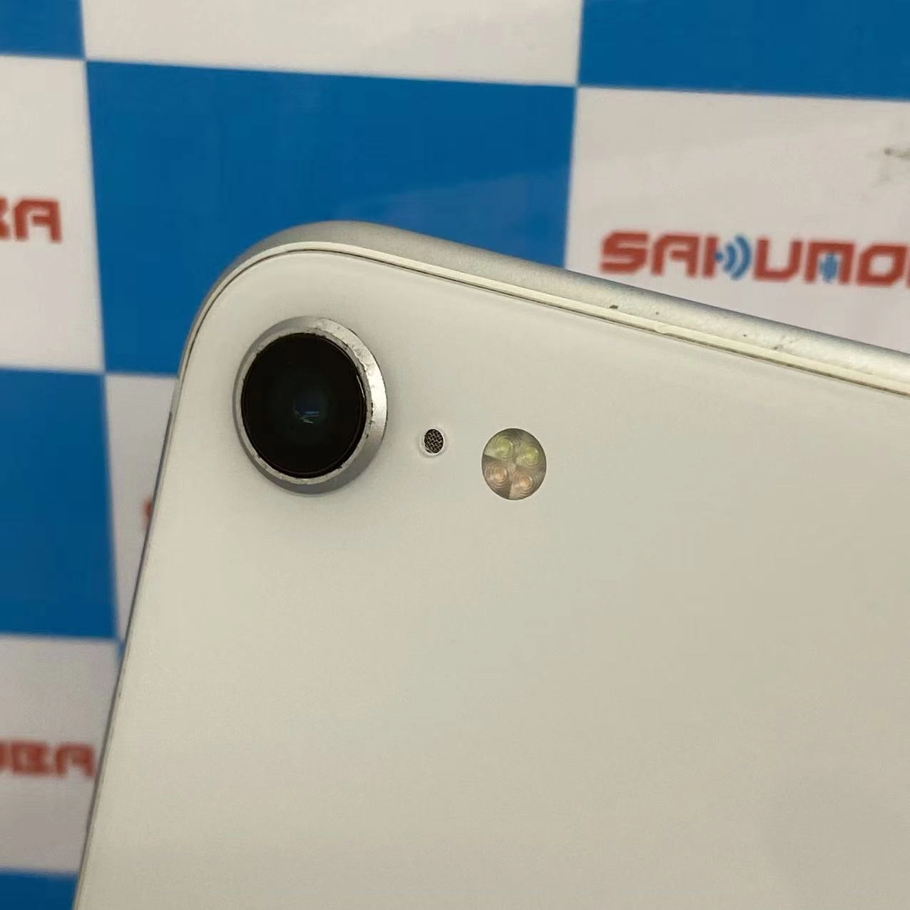 iPhoneSE 第2世代 128GB ホワイト MHGU3J/A SIMフリージャンク品