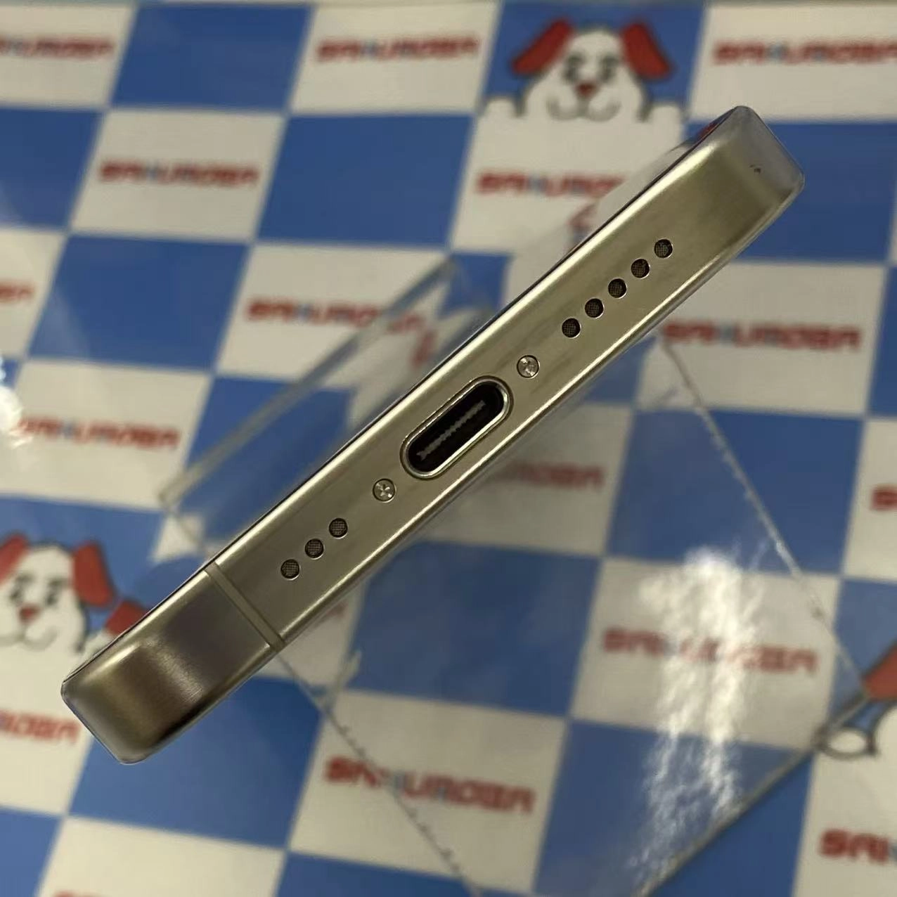 iPhone15 Pro 128GB ホワイトチタニウム NTU83J/A docomo版SIMフリー