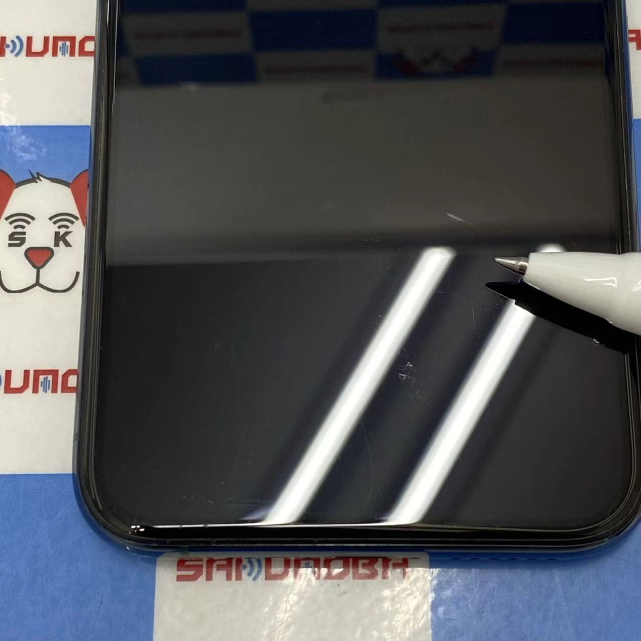 iPhone11 Pro 512GB ミッドナイトグリーン NWCG2J/A  docomo版SIMフリー ジャンク品