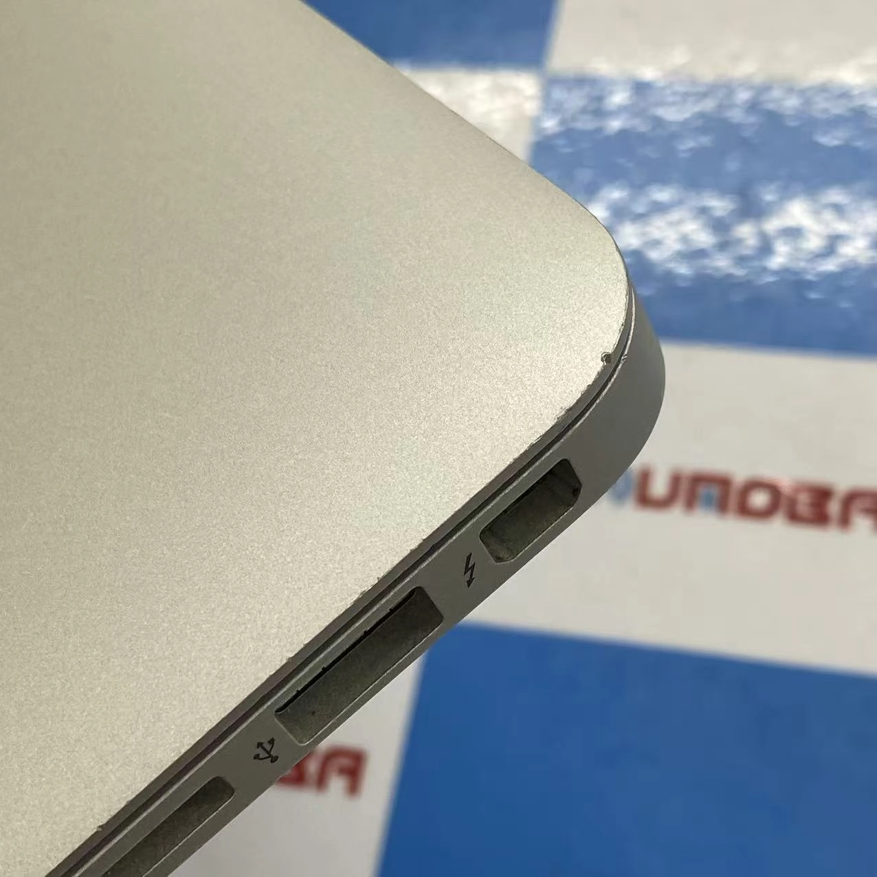 MacBook Air 13インチ 2017 128GB シルバー A1466 訳あり品