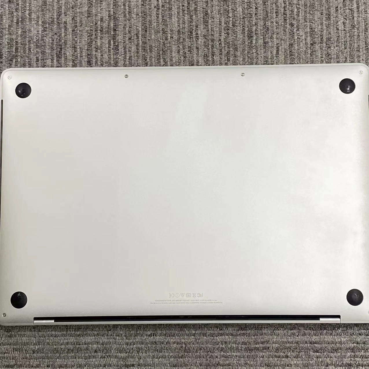 Macbook Pro 15インチ2016 512GB シルバー A1707 訳あり品