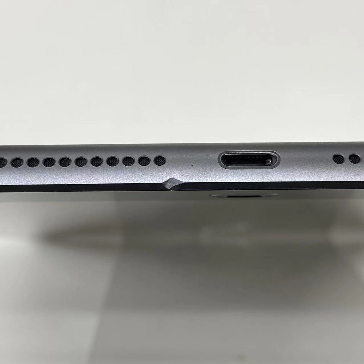 iPad 第9世代 Wi-Fi+Cellularモデル 64GB スペースグレイ MK473J/A SoftBank版SIMフリー