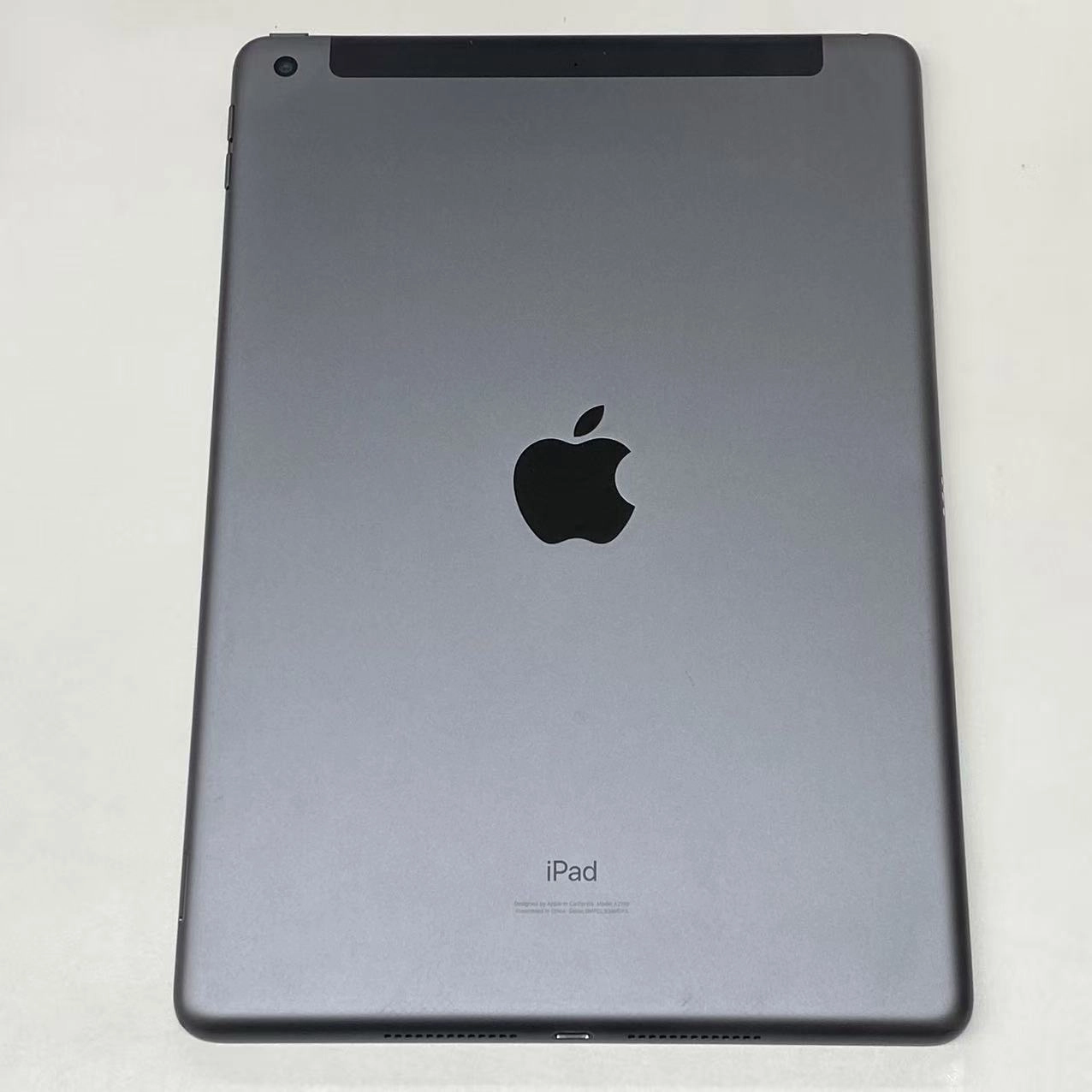 iPad 第7世代 Wi-Fi+Cellularモデル 128GB スペースグレイ MW6E2J/A SoftBank版SIMフリー