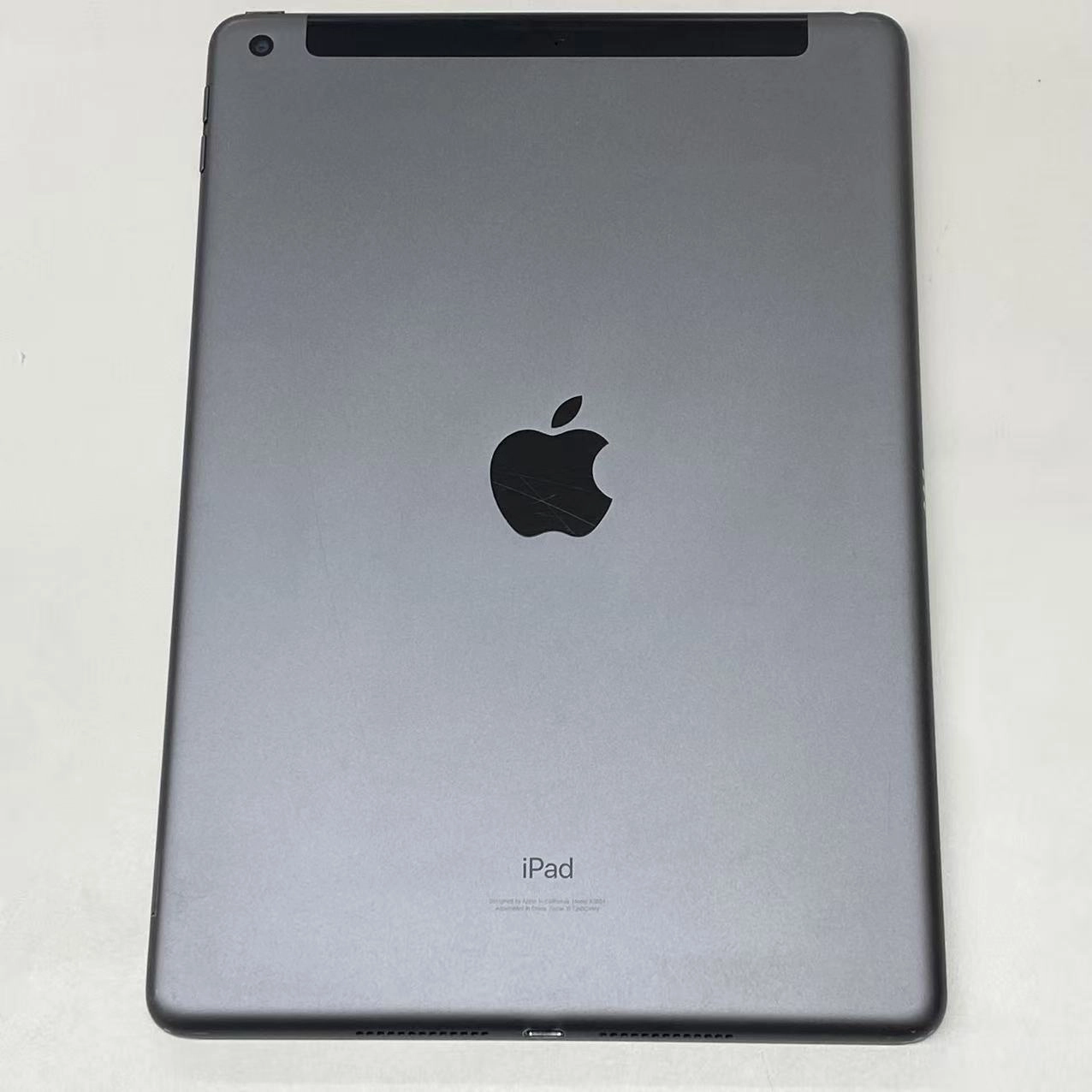 iPad 第9世代 Wi-Fi+Cellularモデル 64GB スペースグレイ MK473J/A SoftBank版SIMフリー