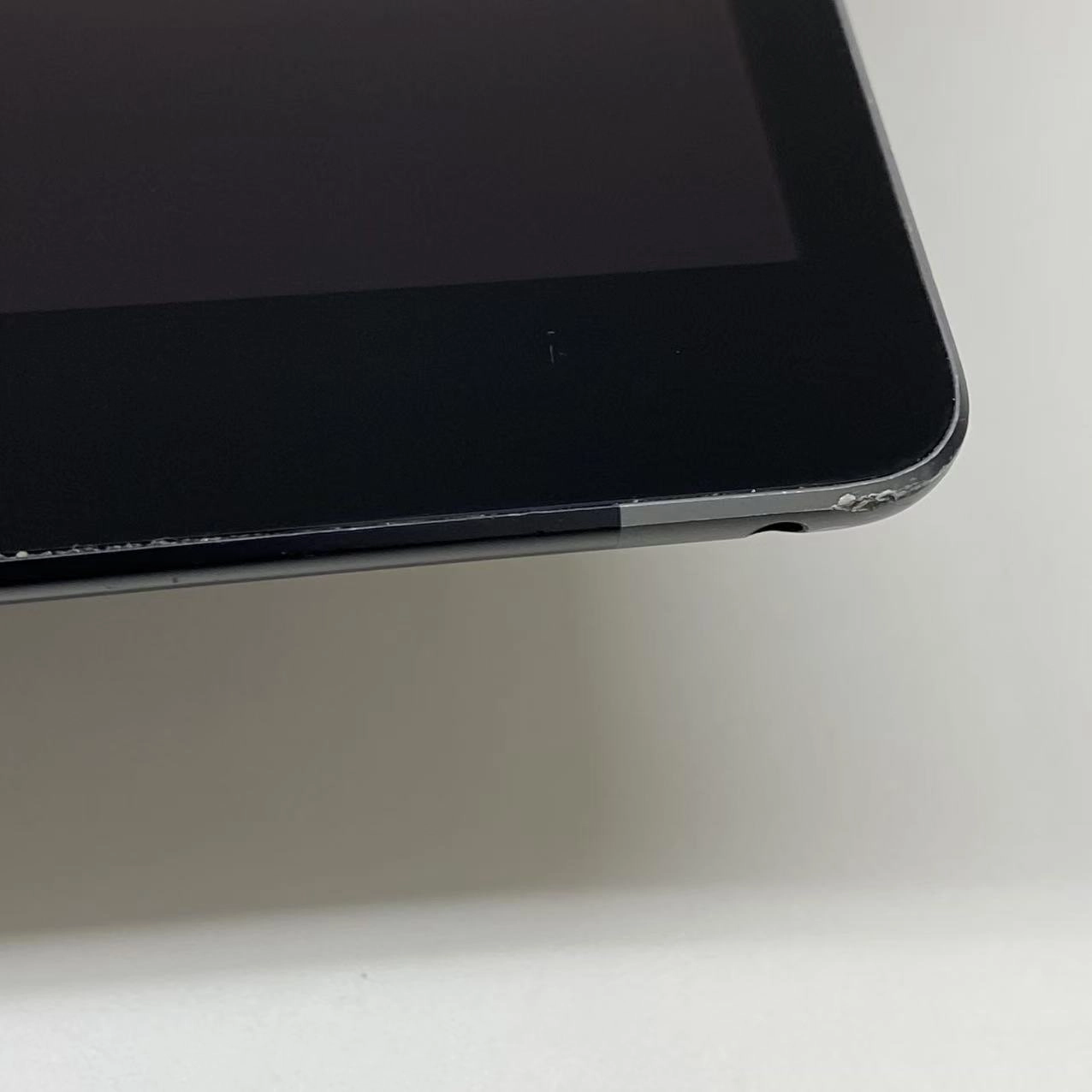 iPad 第9世代 Wi-Fi+Cellularモデル 64GB スペースグレイ MK473J/A SoftBank版SIMフリー