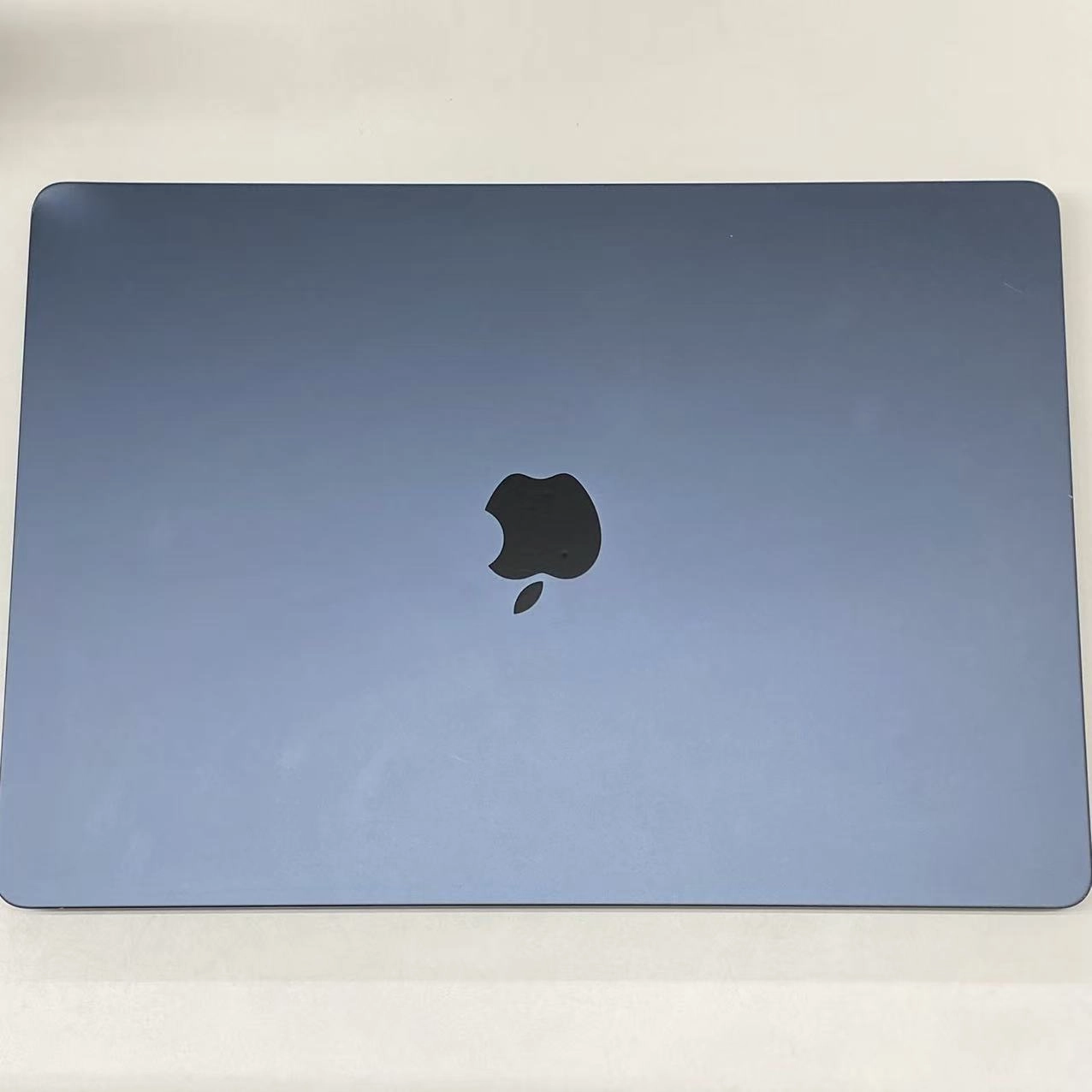 Macbook air 15インチ Early2024 Apple M3 8GB 512GB ミッドナイト