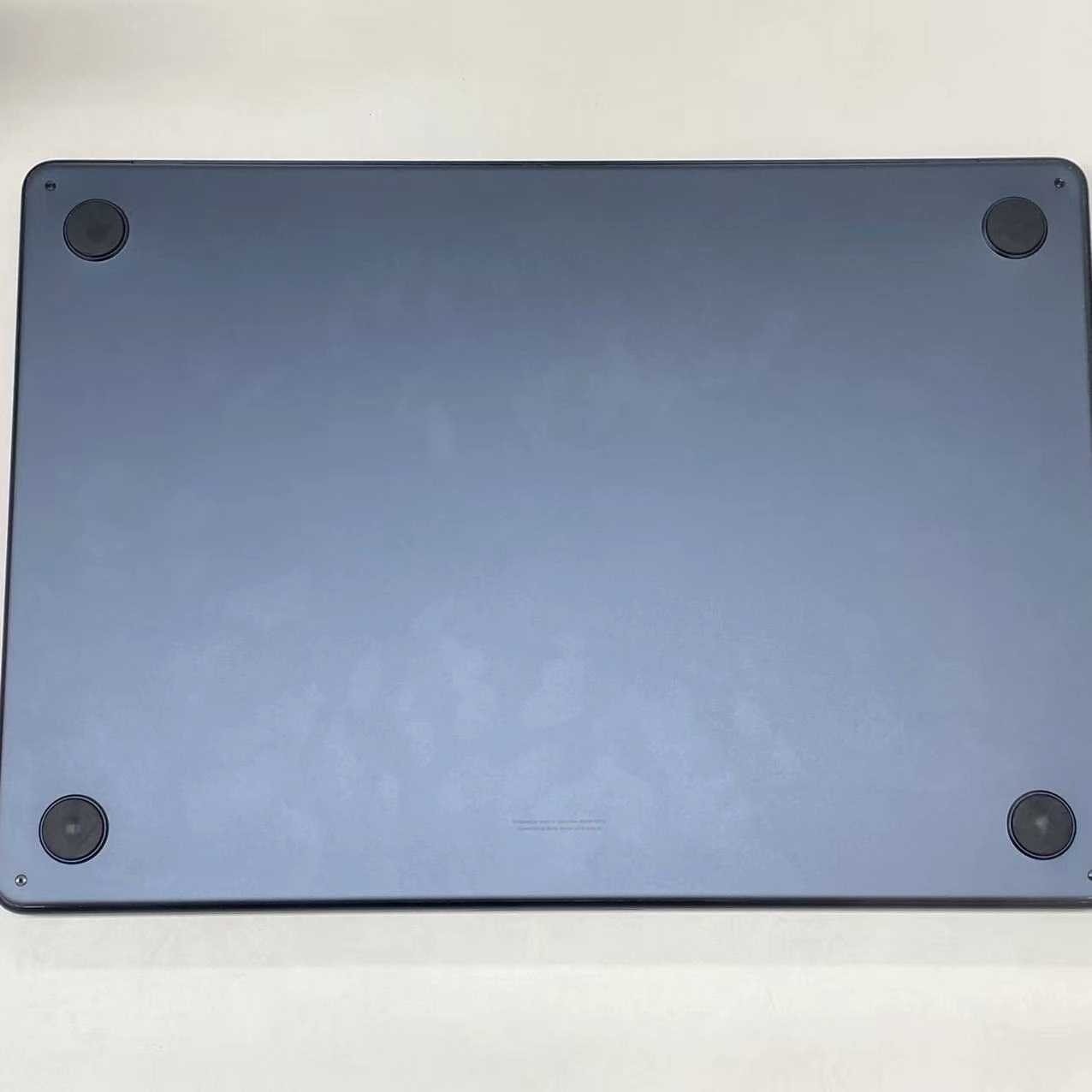 Macbook air 15インチ Early2024 Apple M3 8GB 512GB ミッドナイト MRYV3J/A