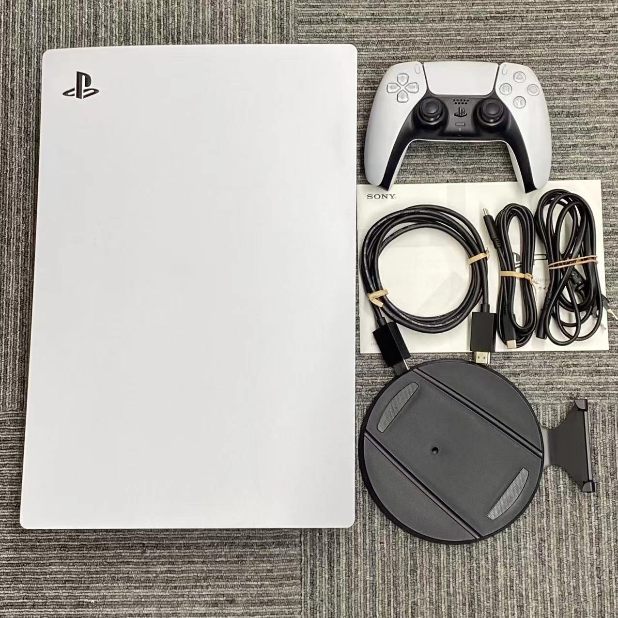 PlayStation 5 デジタル・エディション 825GB ホワイト CFI-1100B01 美品