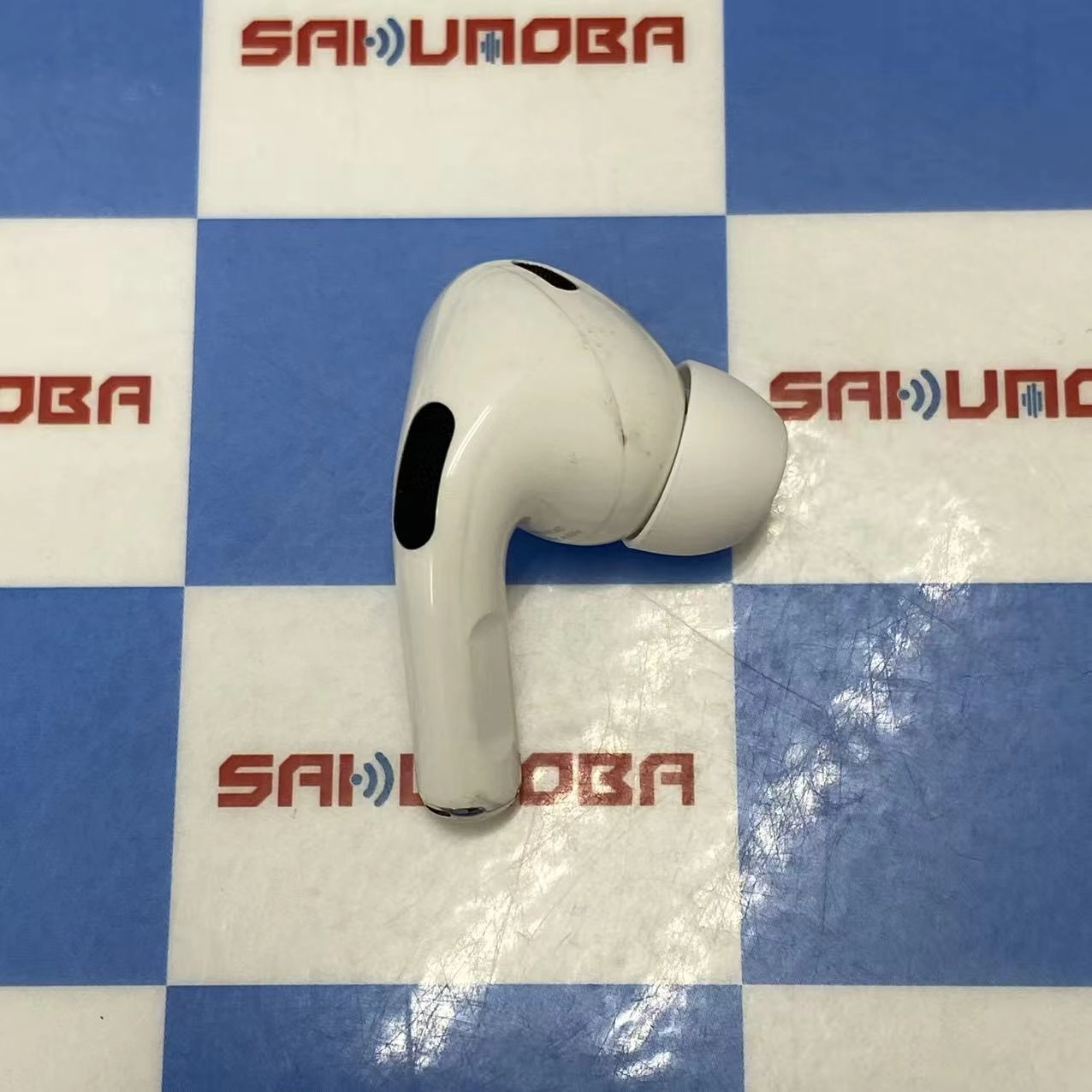 AirPods Pro 第2世代 MagSafe充電ケース(USB-C)付き ホワイト MTJV3J/A  ジャンク品