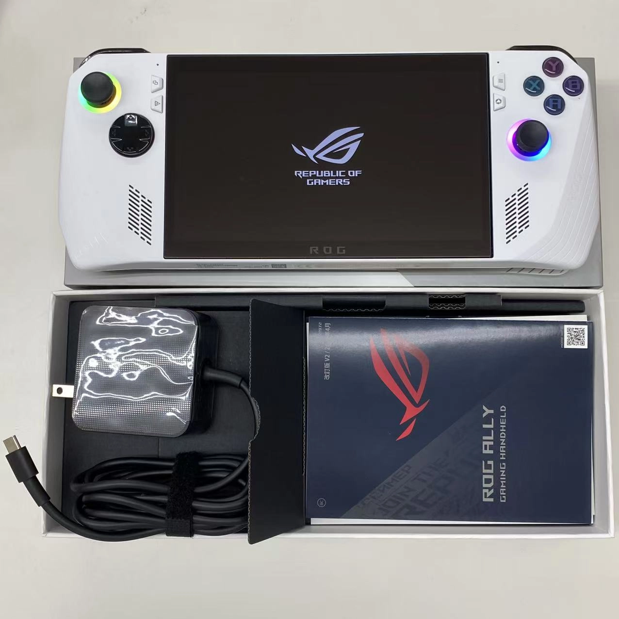 ポータブルゲーミングPC ROG Ally (2023) RC71L 16GB/512GB ホワイト RC71L-Z1E512