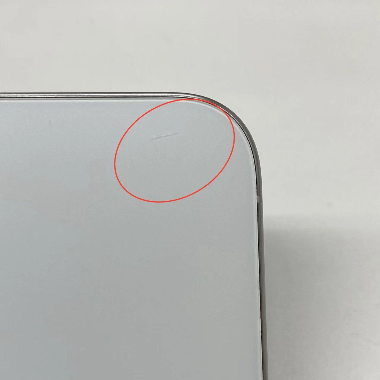 iPhone15 Pro Max 256GB ホワイトチタニウム MU6Q3J/A AU版SIMフリー au
