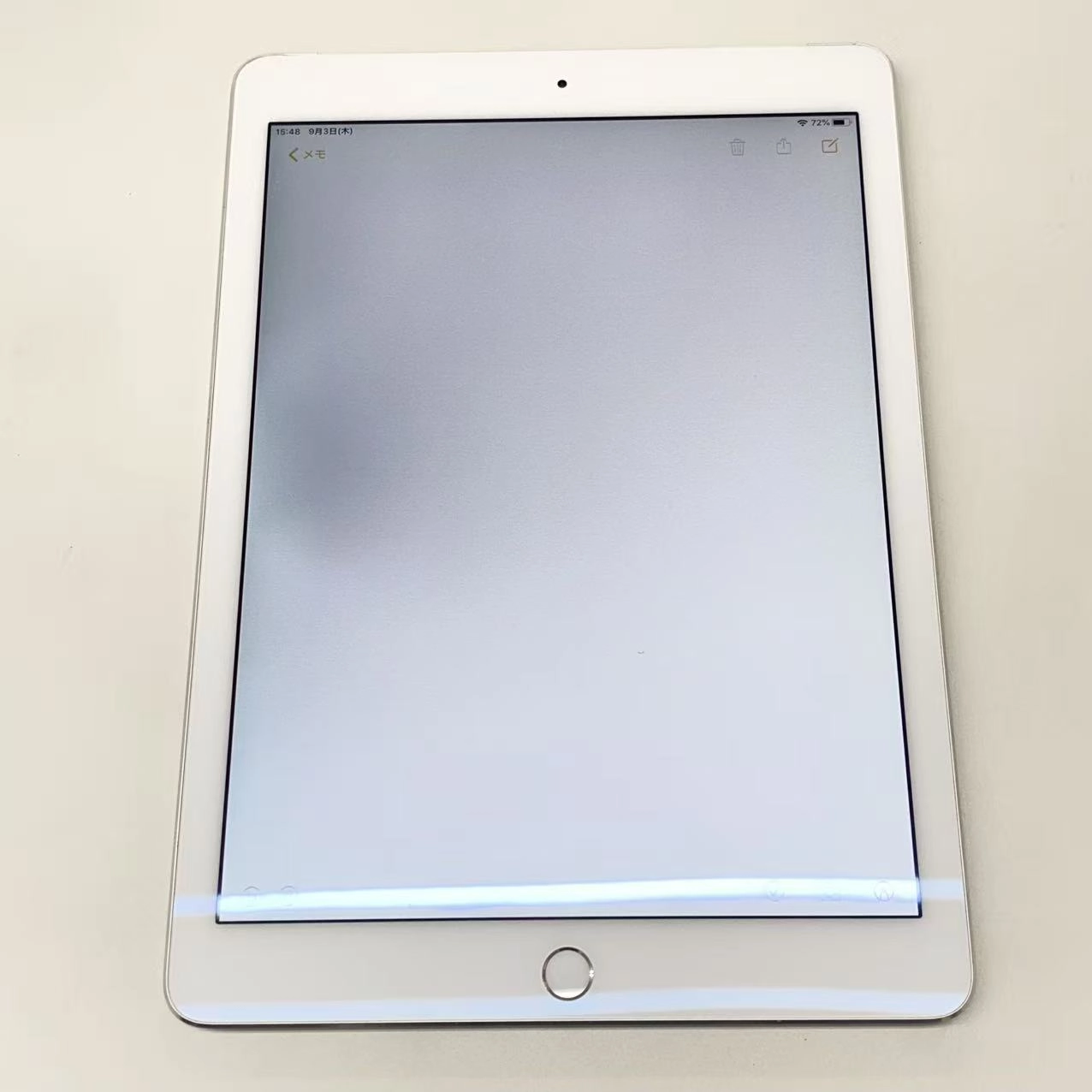 iPad Air 第2世代 Wi-Fi+Cellularモデル 64GB MGHY2J/A SoftBank版 訳あり品 シルバー
