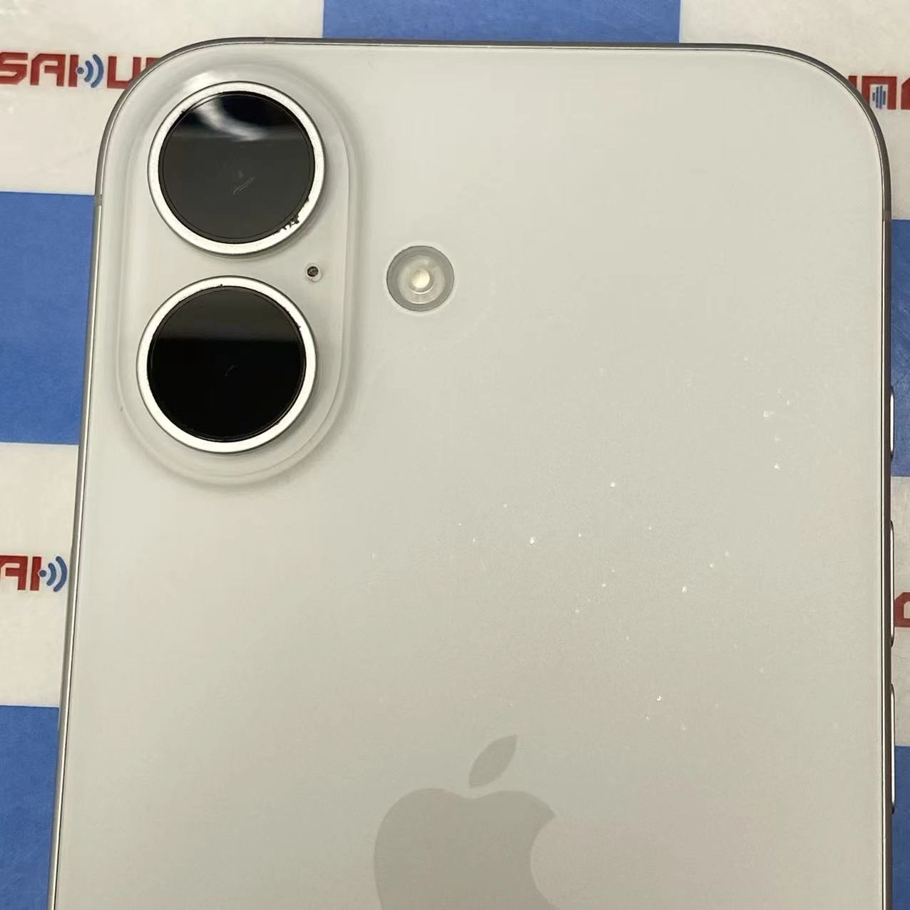 iPhone16 128GB ホワイト MYDR3J/A AU版SIMフリー au