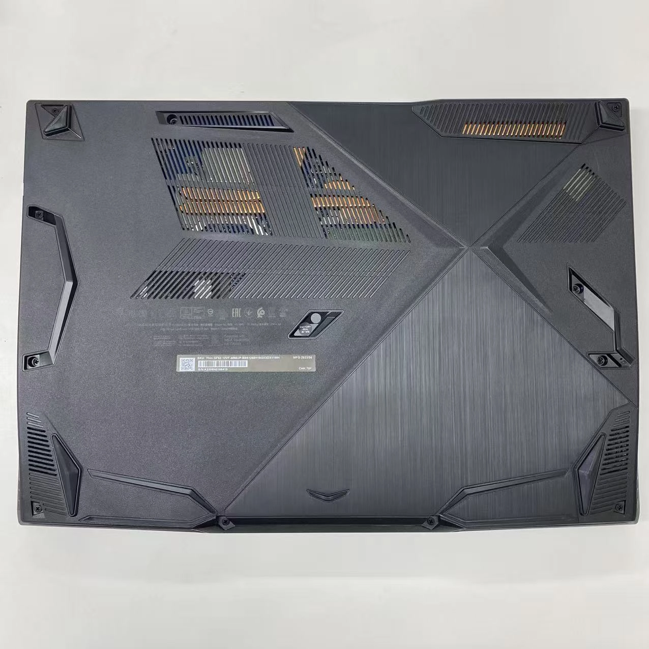 MSI Thin GF63 12VF i5-12450H 16GB 512GB ブラック MS-16R8 SIMフリー