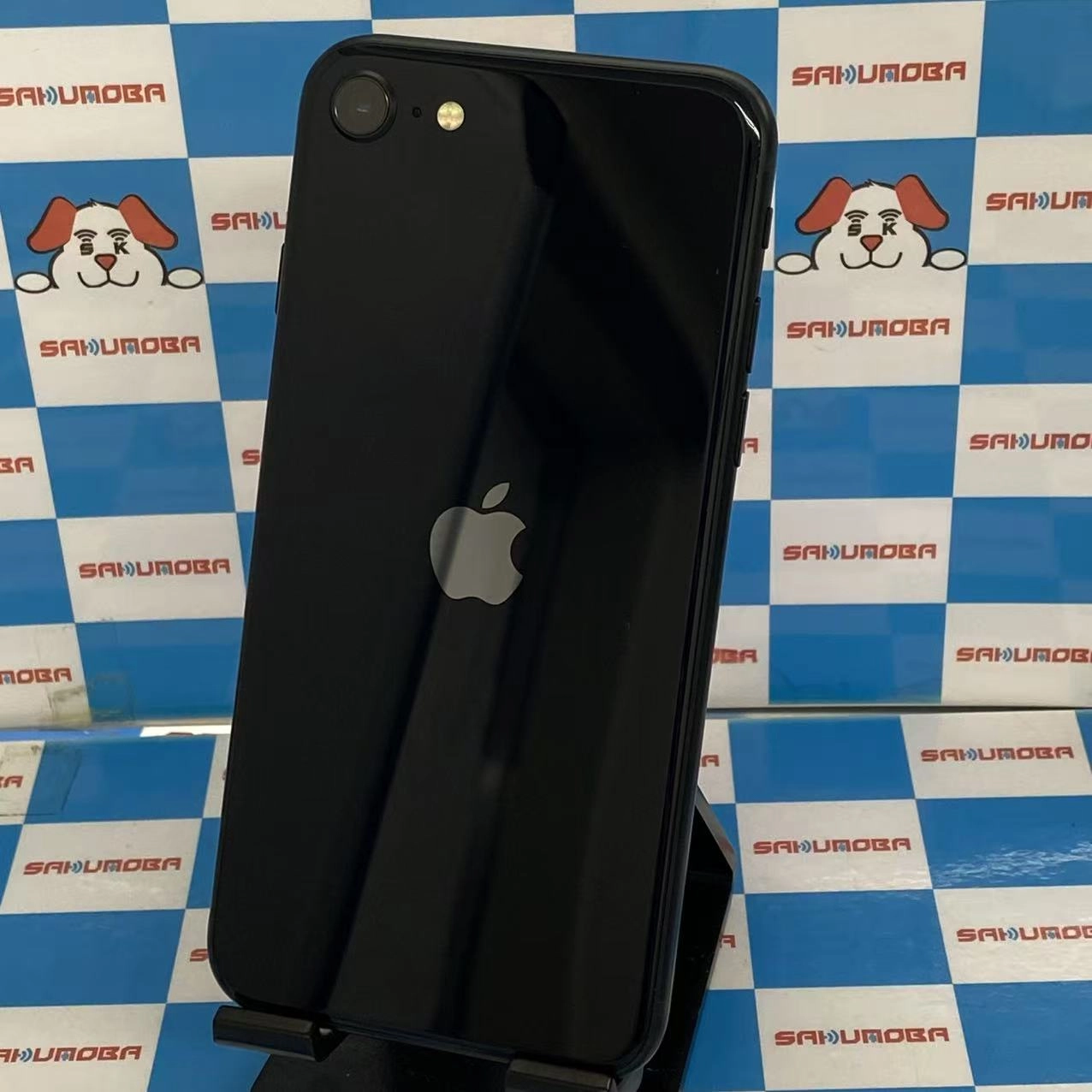 iPhoneSE 第3世代 64GB ミッドナイト MMYC3J/A docomo版SIMフリー 極美品