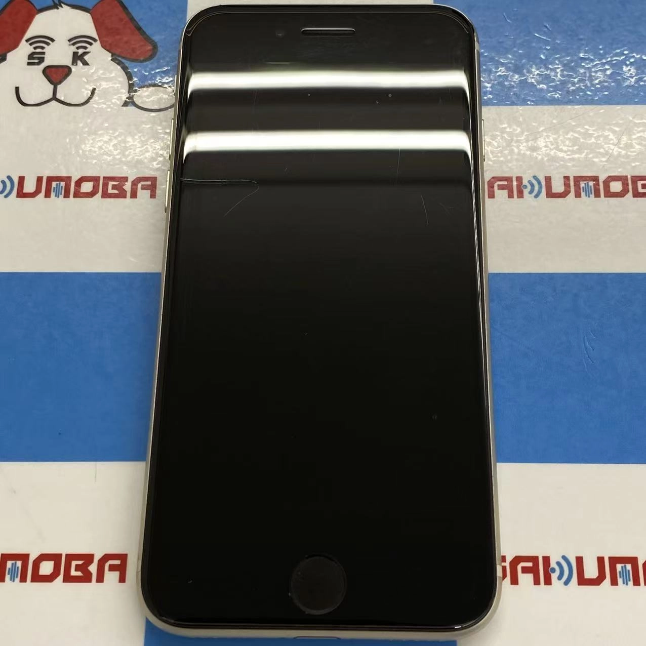 iPhoneSE 第3世代 128GB スターライト MMYG3J/A SoftBank版SIMフリー