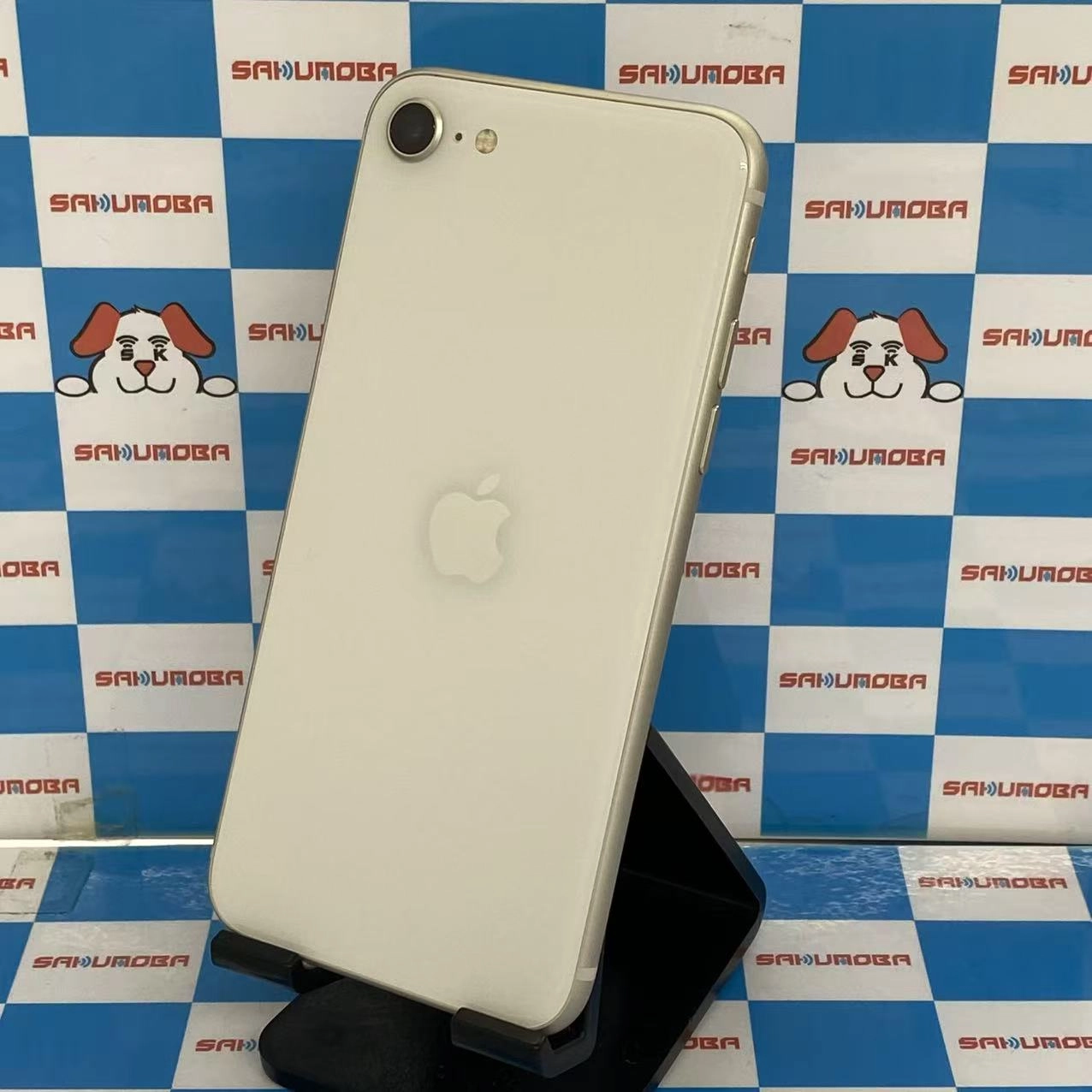iPhoneSE 第3世代 64GB スターライト MMYD3J/A docomo版SIMフリージャンク美品