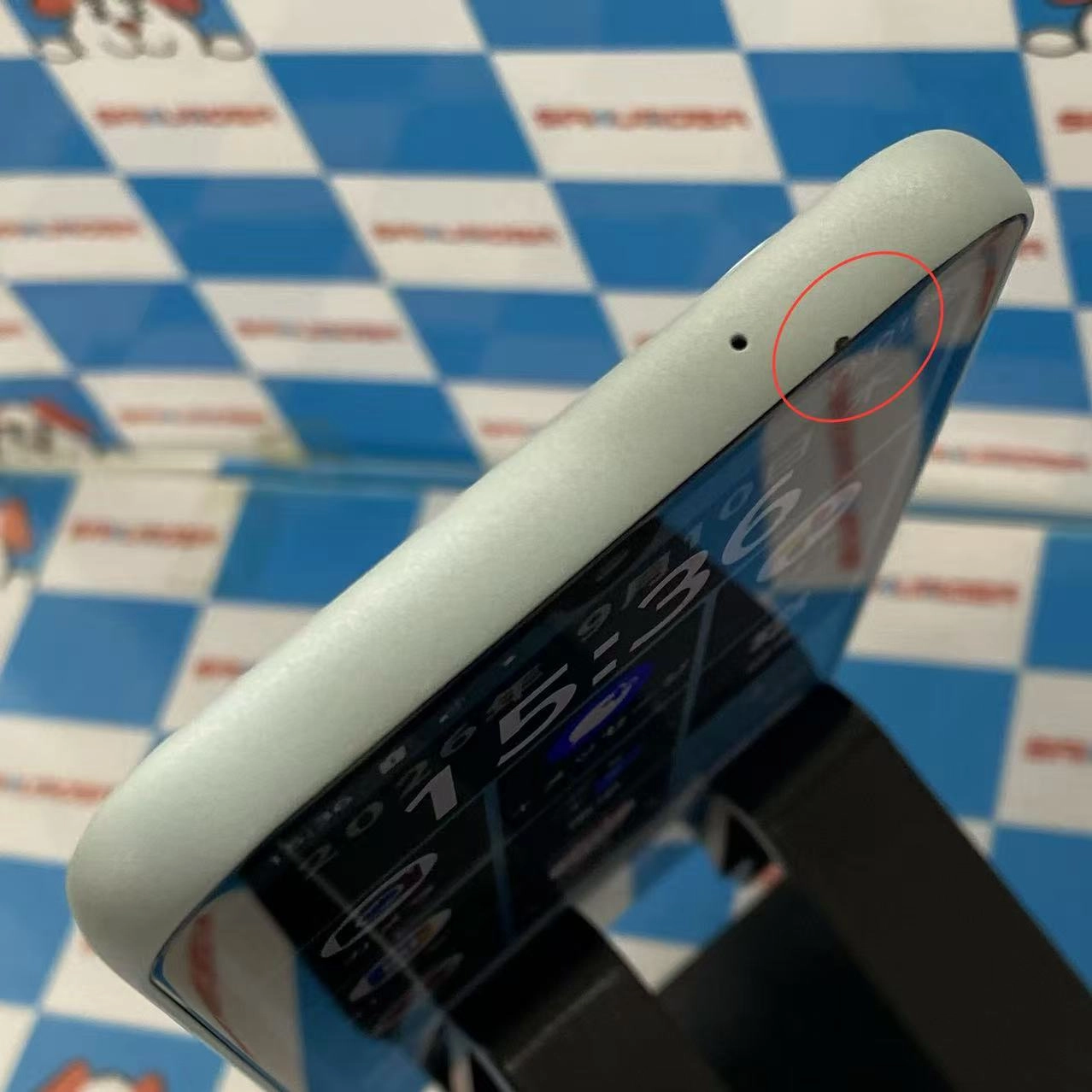 arrows We2 4GB/64GB ライトブルー F-52E docomo版SIMフリー美品