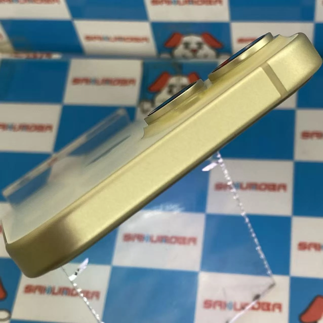 iPhone15 128GB イエロー MTMK3J/A docomo版SIMフリー 美品