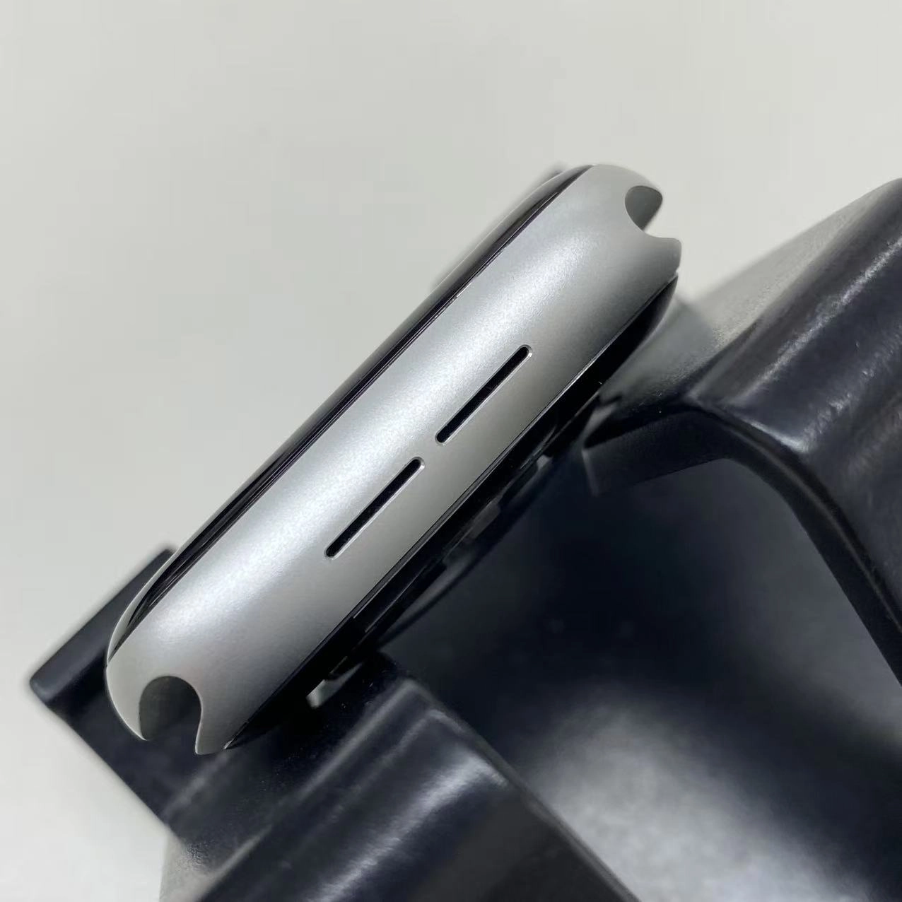 Apple Watch SE 第1世代 44mm GPSモデル 32GB シルバー MKQ43J/A