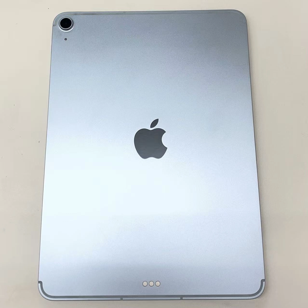 iPad Air 11インチ 第8世代 Wi-Fi + Cellular 128GB ブルー MH794J/A AU版SIMフリー 開封未使用品 au