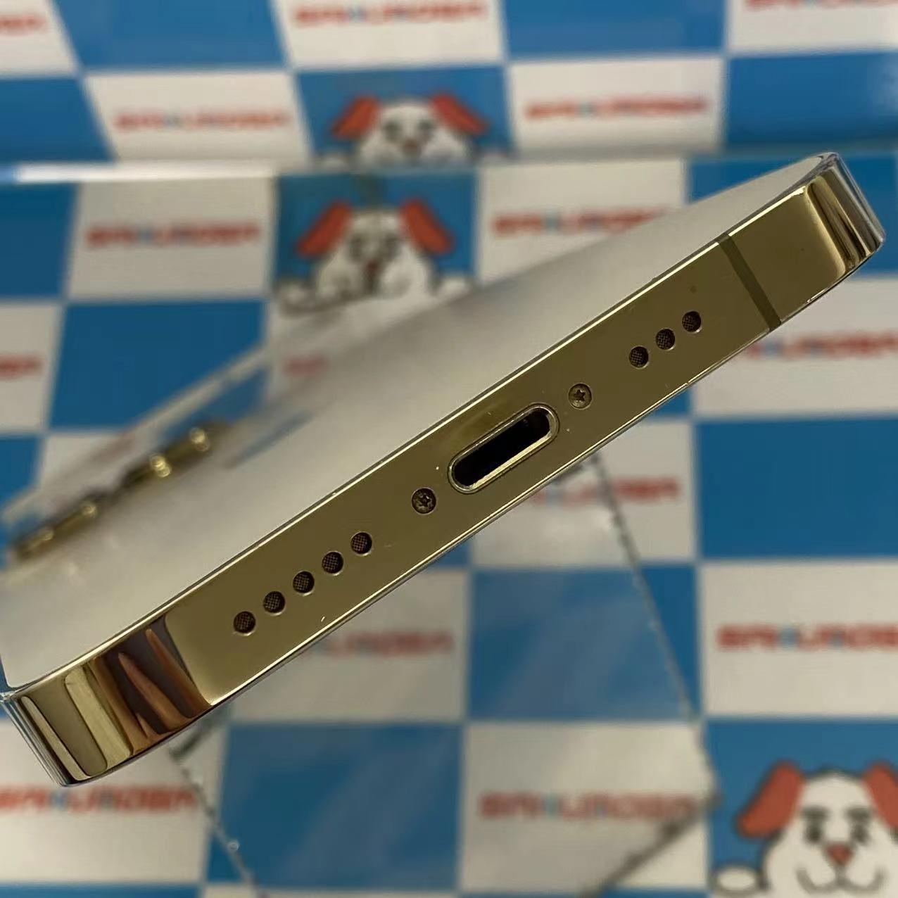 iPhone13 Pro 256GB ゴールド MLUQ3J/A docomo版SIMフリー