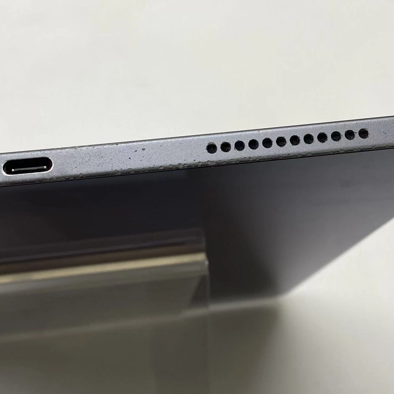 iPad Air 第4世代 Wi-Fiモデル 64GB スペースグレイ MYFM2J/A