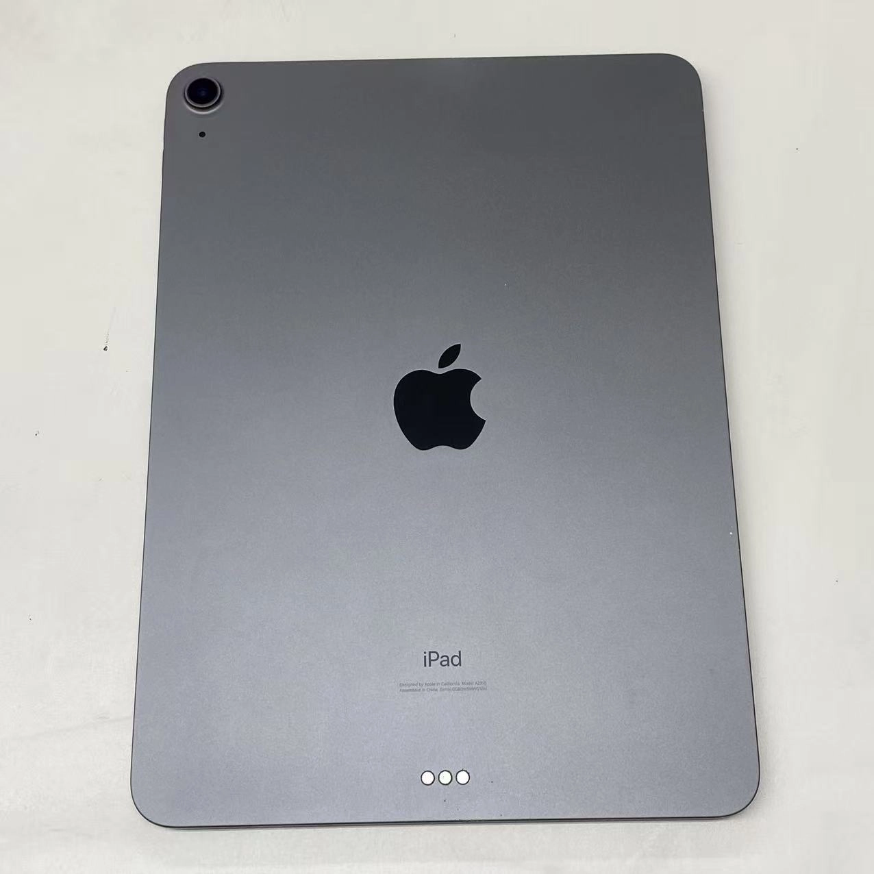 iPad Air 第4世代 Wi-Fiモデル 64GB スペースグレイ MYFM2J/A
