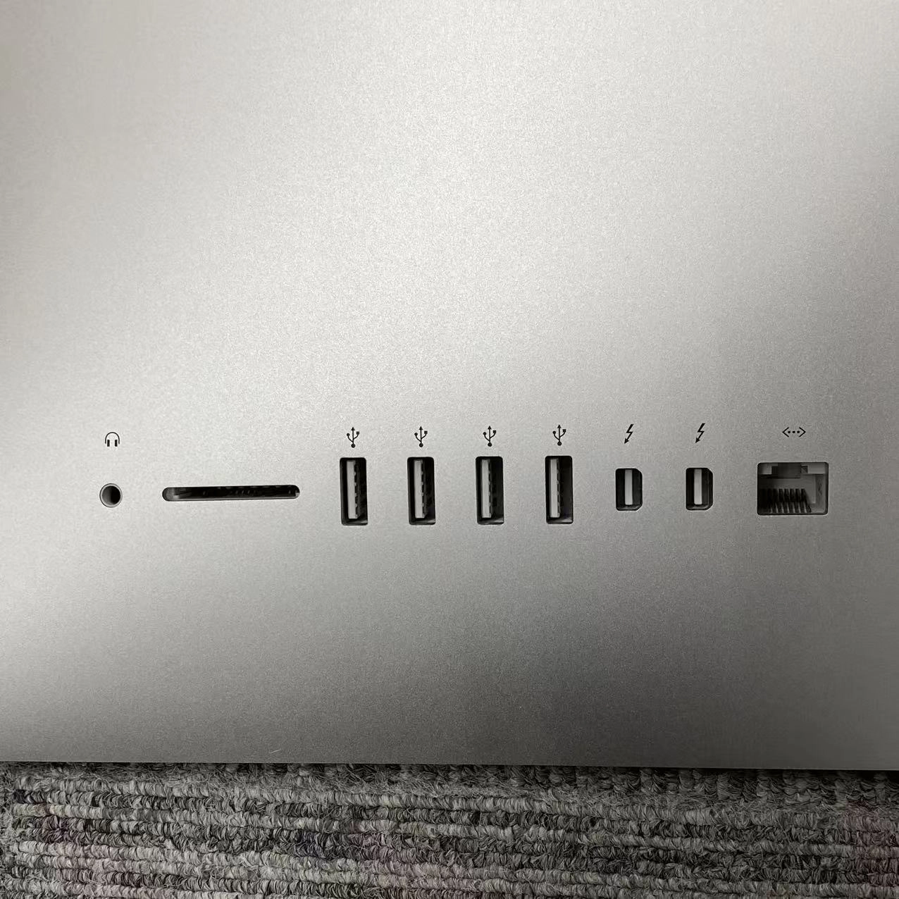 iMac 27インチ Retina 5K ディスプレイ Late 2014 4GHz Core i7 16GB 1TB シルバー Z0QX001MH 美品