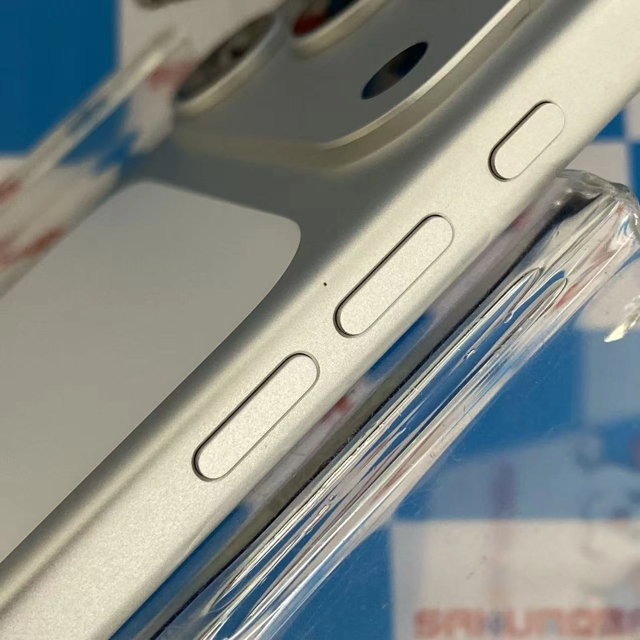 iPhone 17 Pro 256GB シルバー NG854J/A SIMフリー 美品