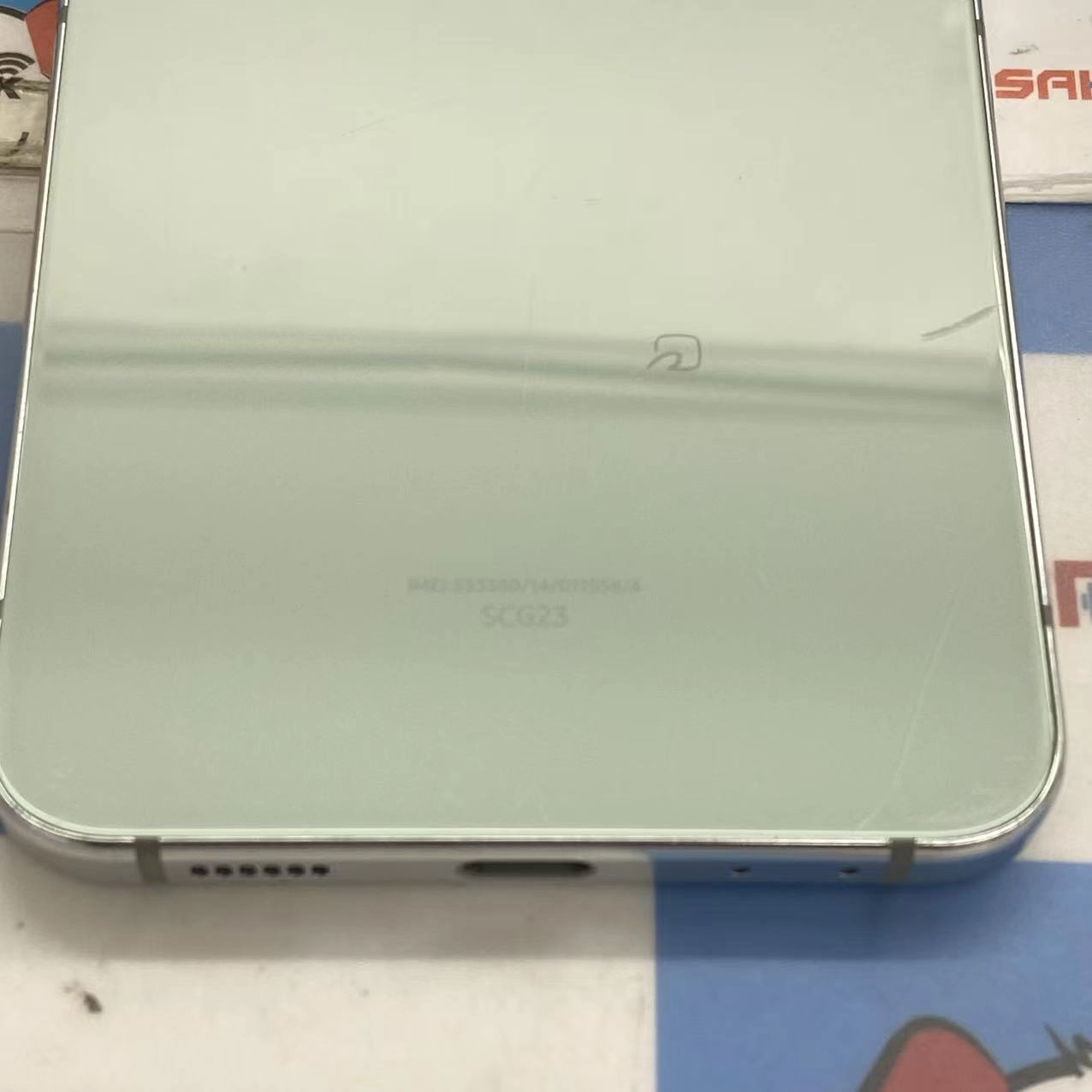 Galaxy Z Flip5 256GB ミント SCG23 AU版SIMフリージャンク品 au