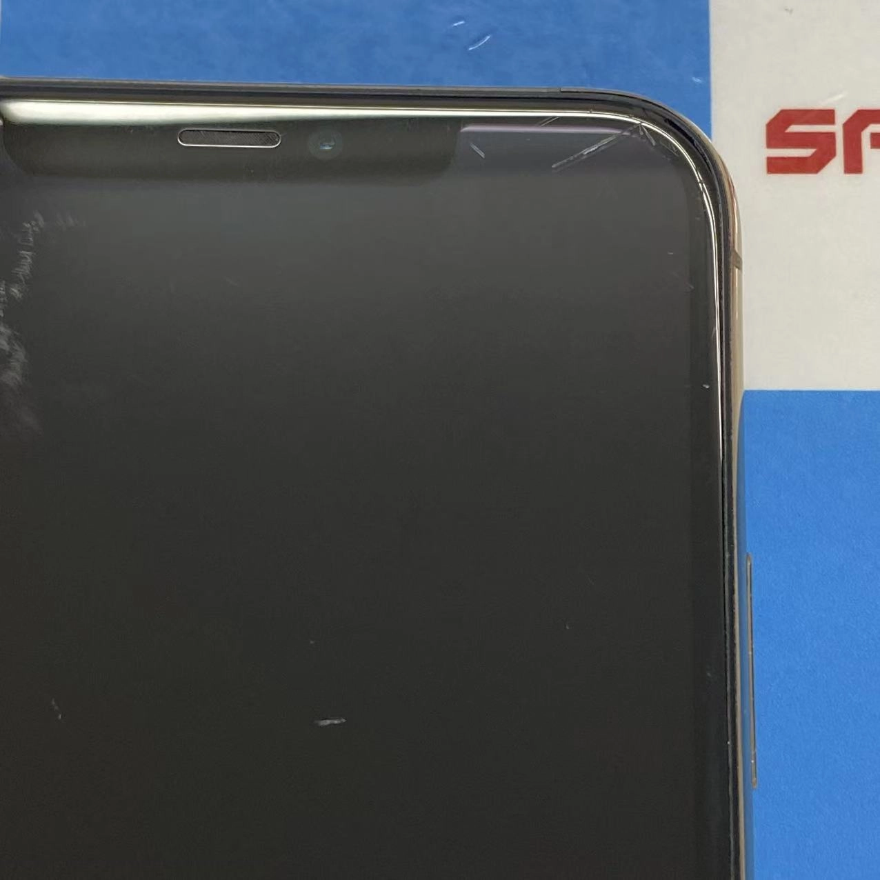 iPhone11 Pro Max 64GB ゴールド MWHG2J/A AU版SIMフリージャンク品 au