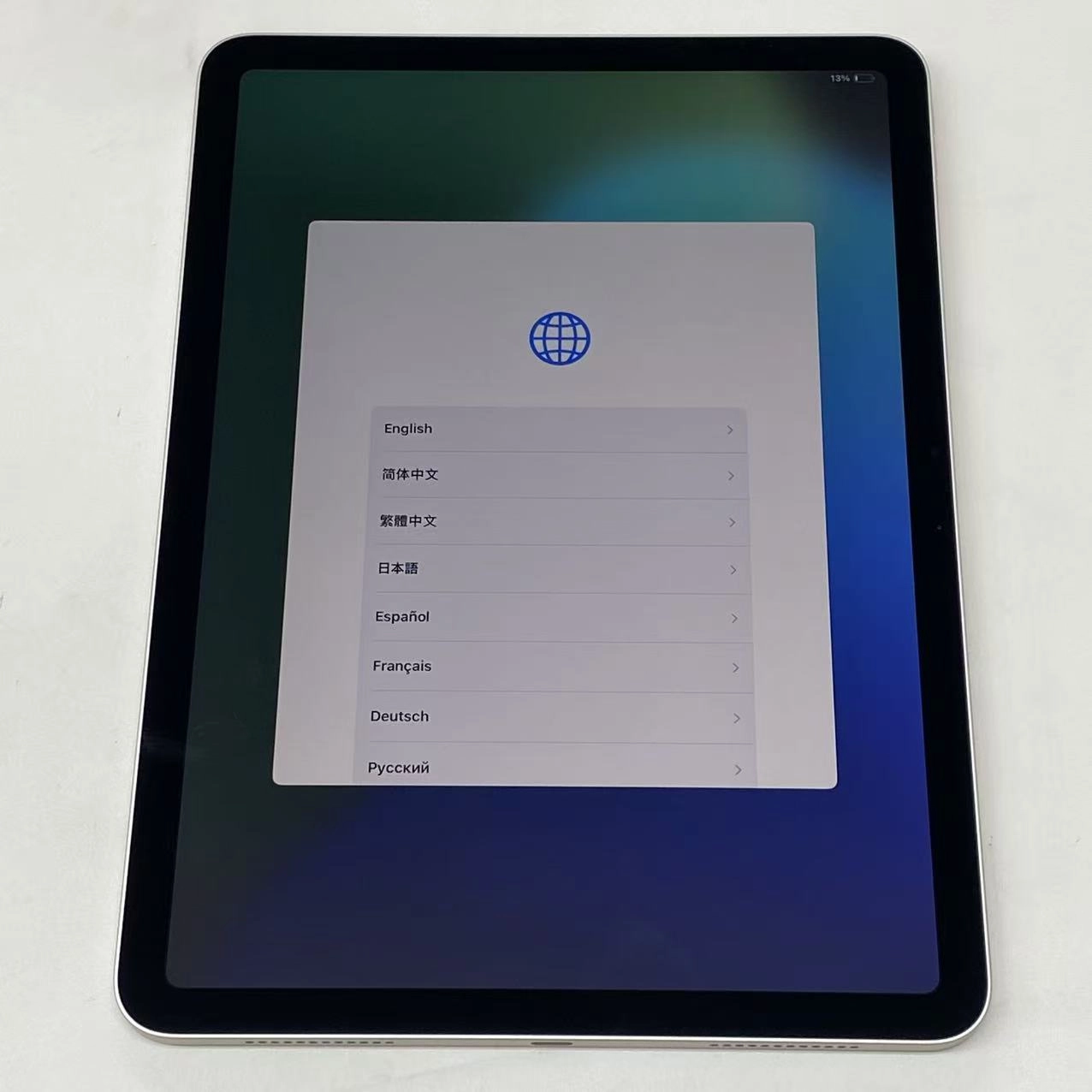 iPad Air 11インチ 第6世代 海外版Wi-Fiモデル 128GB スターライト 4UWE3CH/A 新品同様