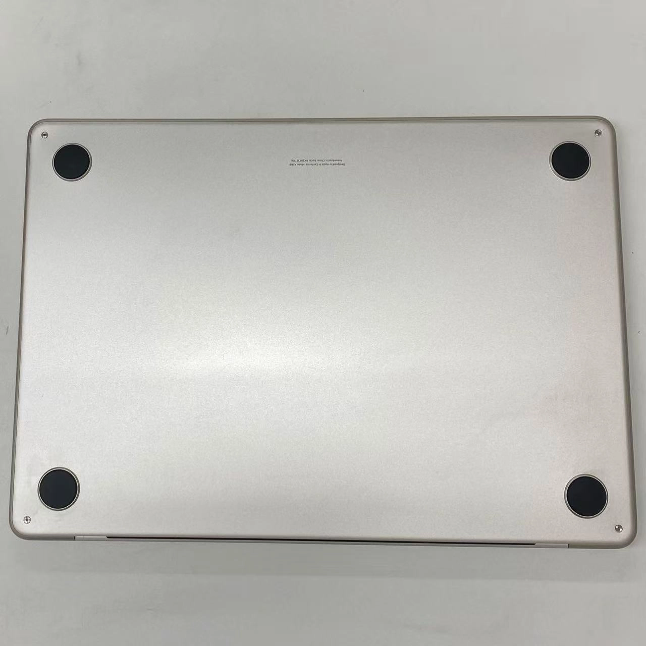 MacBook Air 13インチ Mid2022 Apple M2 (CPU:8C/GPU:8C) 8GB/256GB スターライト USキーボード MLY13JA/A ジャンク品