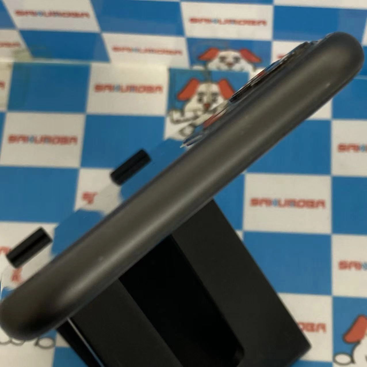 iPhone11 256GB ブラック MHDP3J/A docomo版SIMフリー ジャンク品