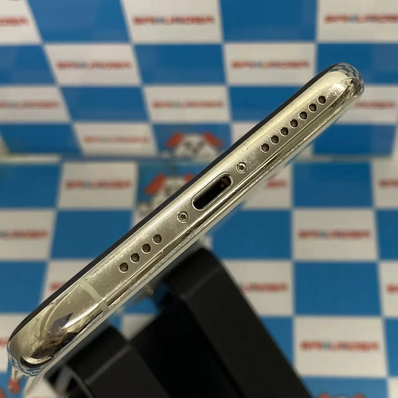 iPhone11 Pro Max 64GB シルバー MWHF2J/A docomo版SIMフリー