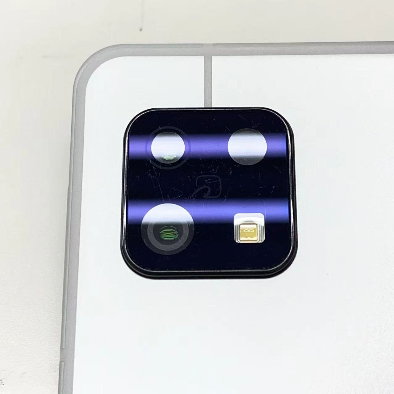 AQUOS sense6s 4GB/64GB シルバー SH-RM19S 楽天モバイル版SIMフリー