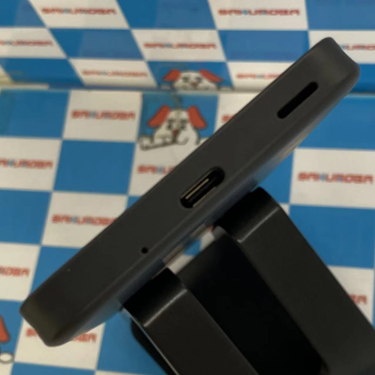 AQUOS wish2 64GB チャコール SH-51C docomo版SIMフリー