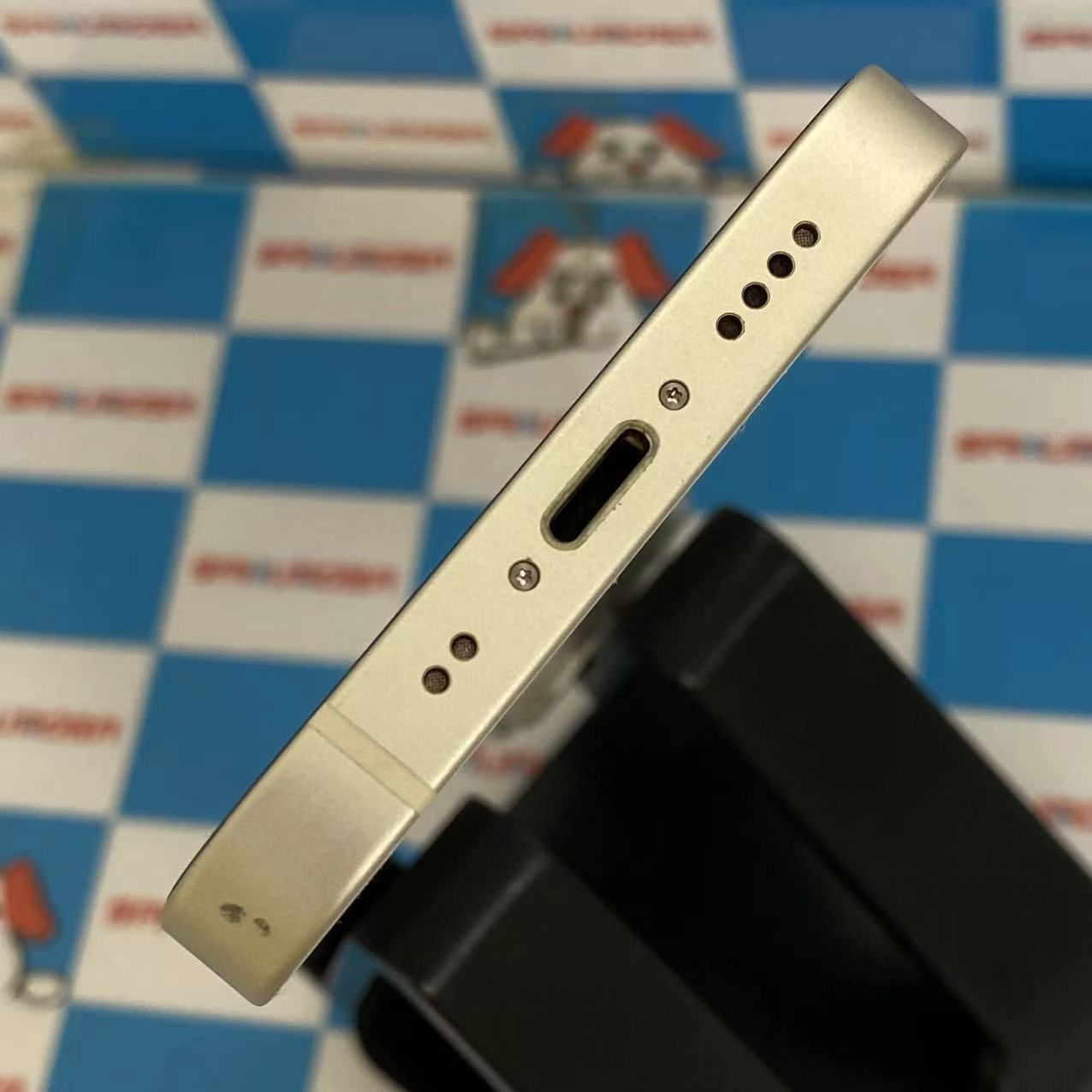 iPhone13 mini 128GB スターライト MLJE3J/A docomo版SIMフリージャンク品