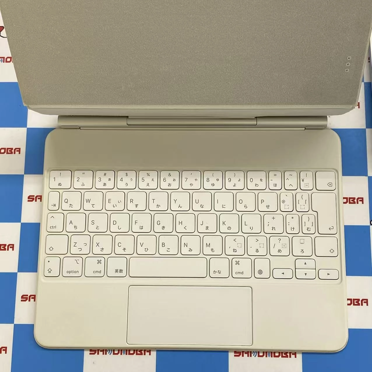 12.9インチiPad Pro(第4世代)用 Magic Keyboard ** ホワイト MJQJ3J/A