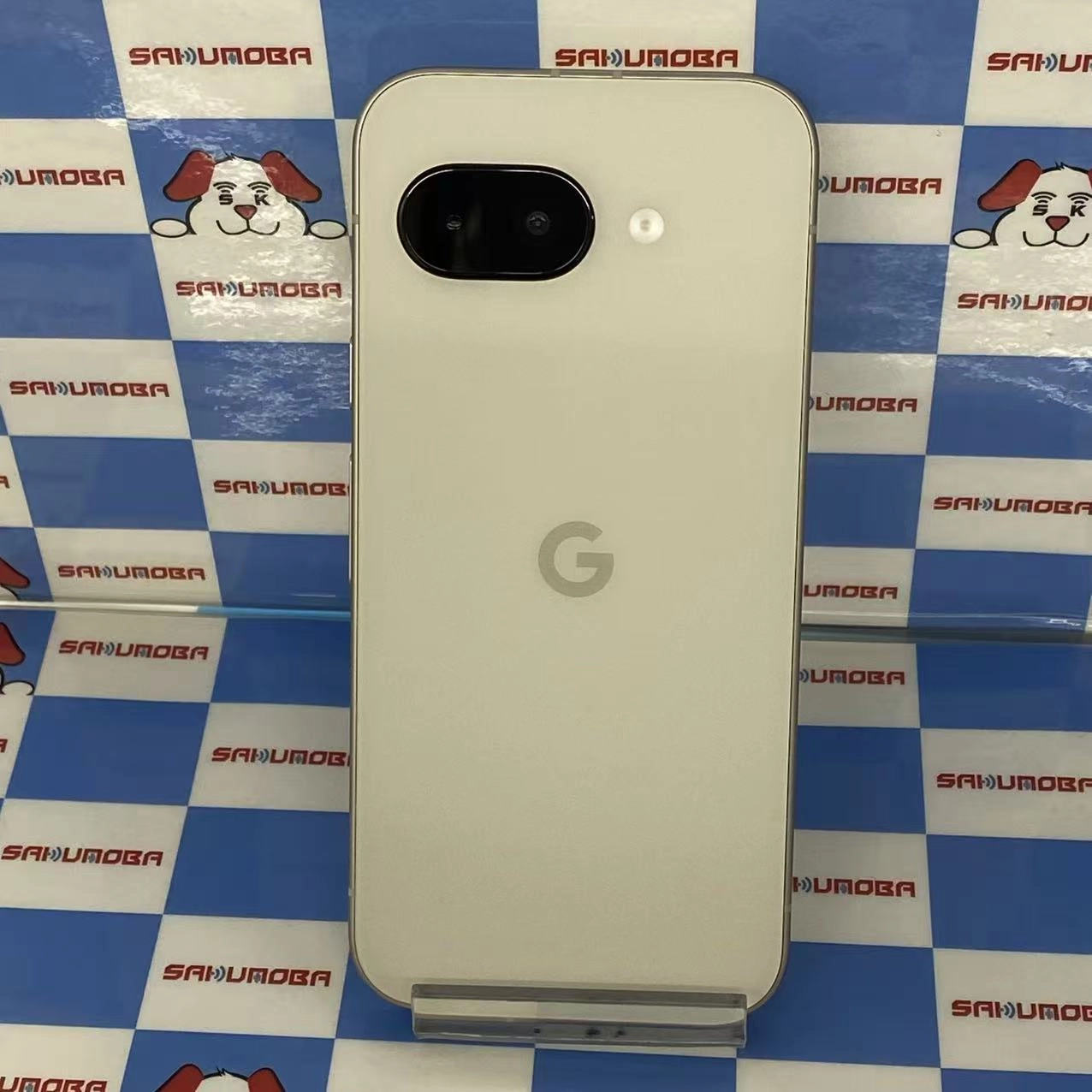 Google Pixel 9a 8GB/256GB ポーセリン G3Y12 docomo版SIMフリー美品