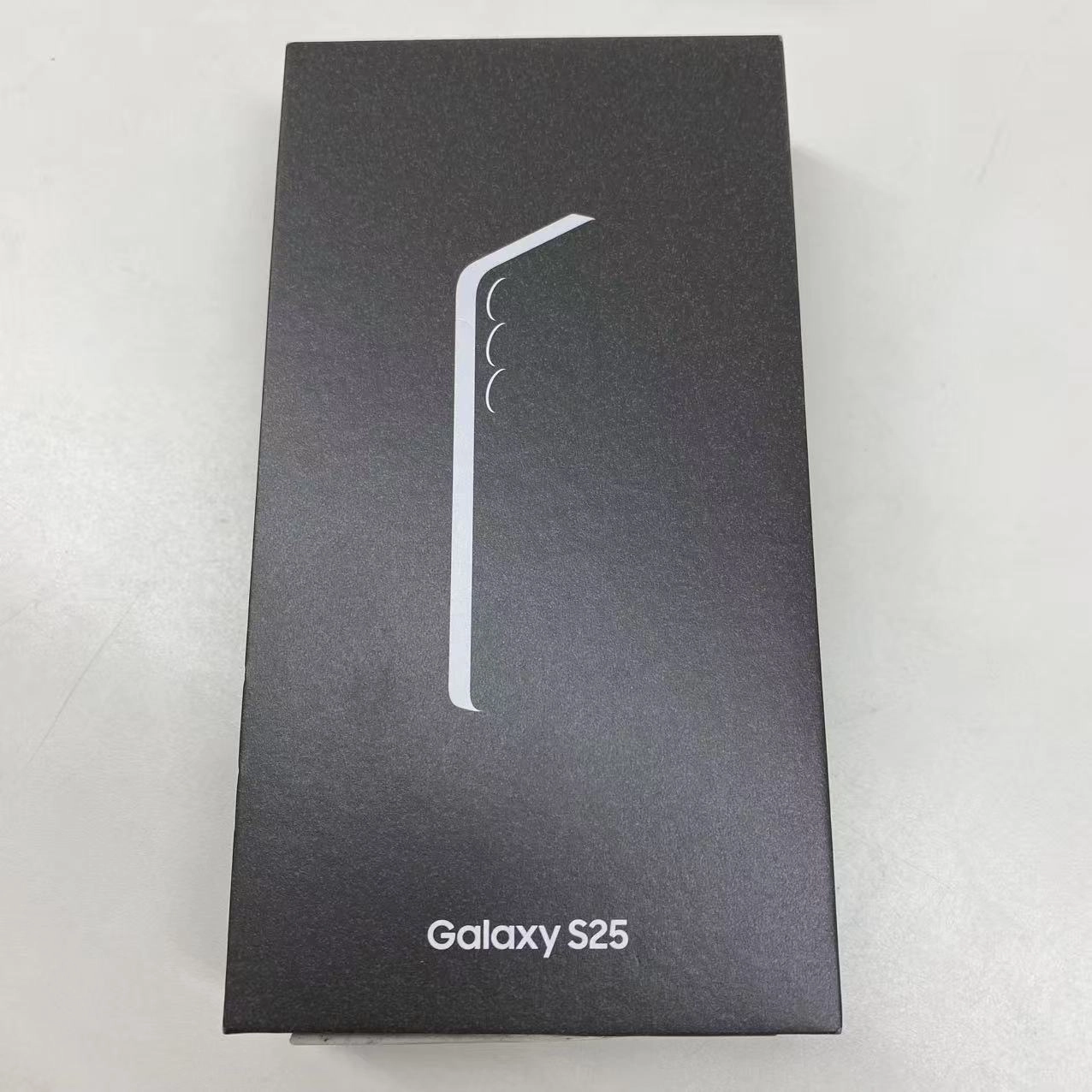 Galaxy S25 5G グローバル 256GB Silver Shadow SM-S931B/DS 海外版SIMフリー 未開封未使用品