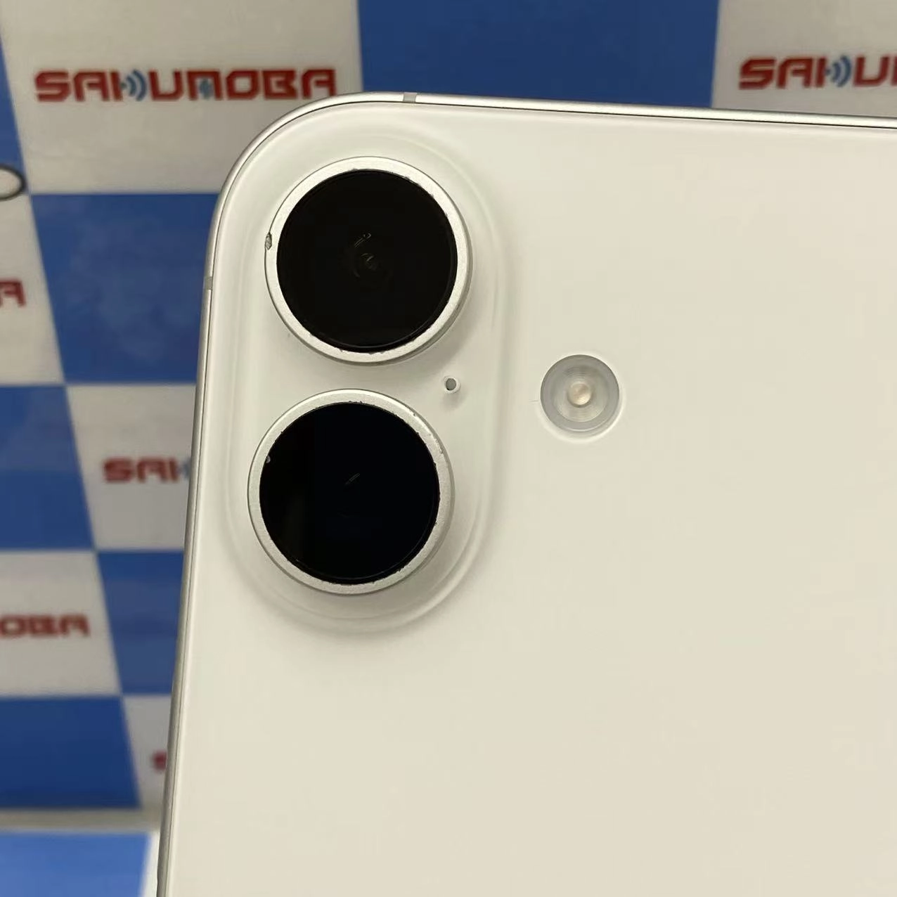 iPhone 17 256GB ホワイト MG684J/A docomo版SIMフリー