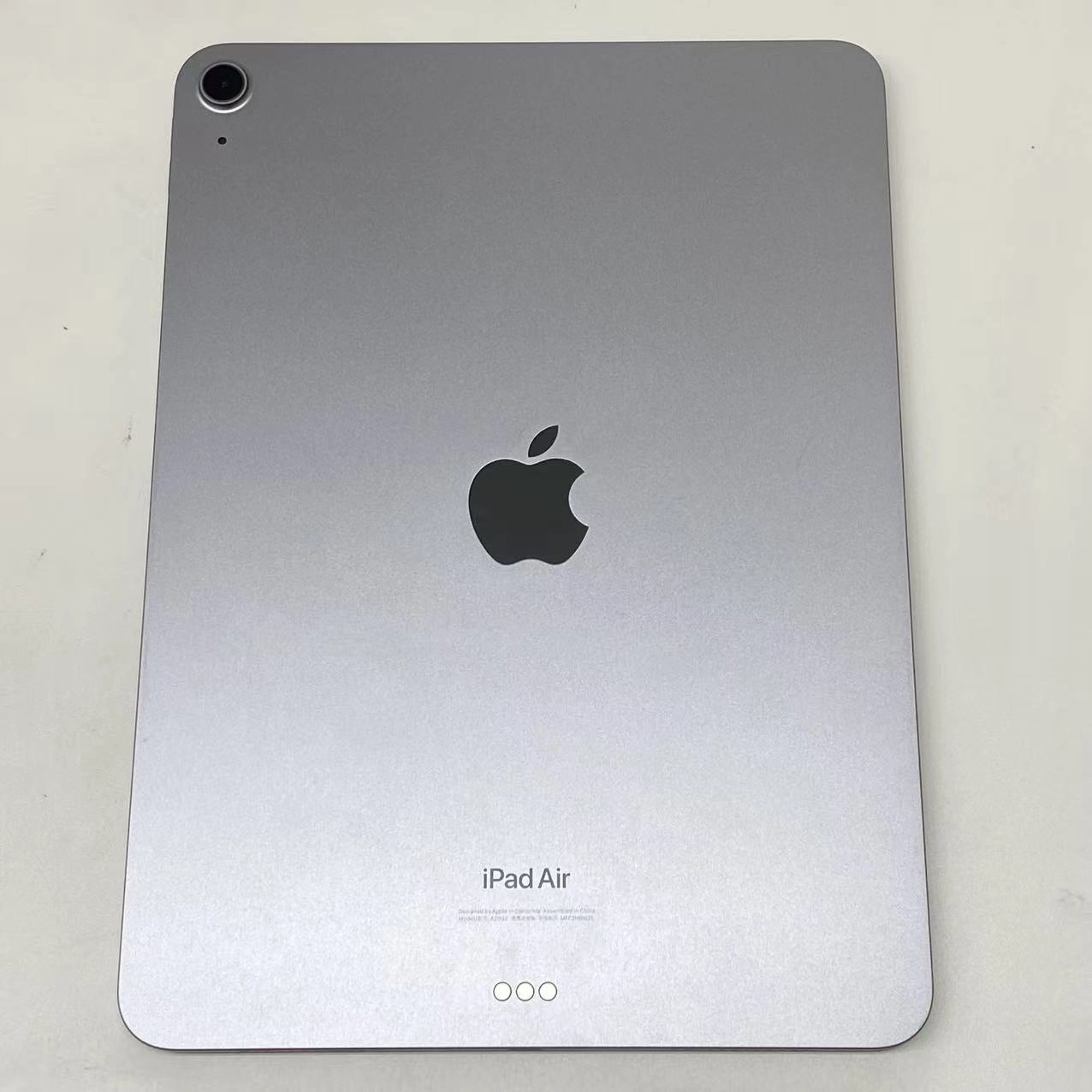 iPad Air 11インチ 第6世代 海外版Wi-Fiモデル 128GB スペースグレイ 4UWC3CH/A 極美品