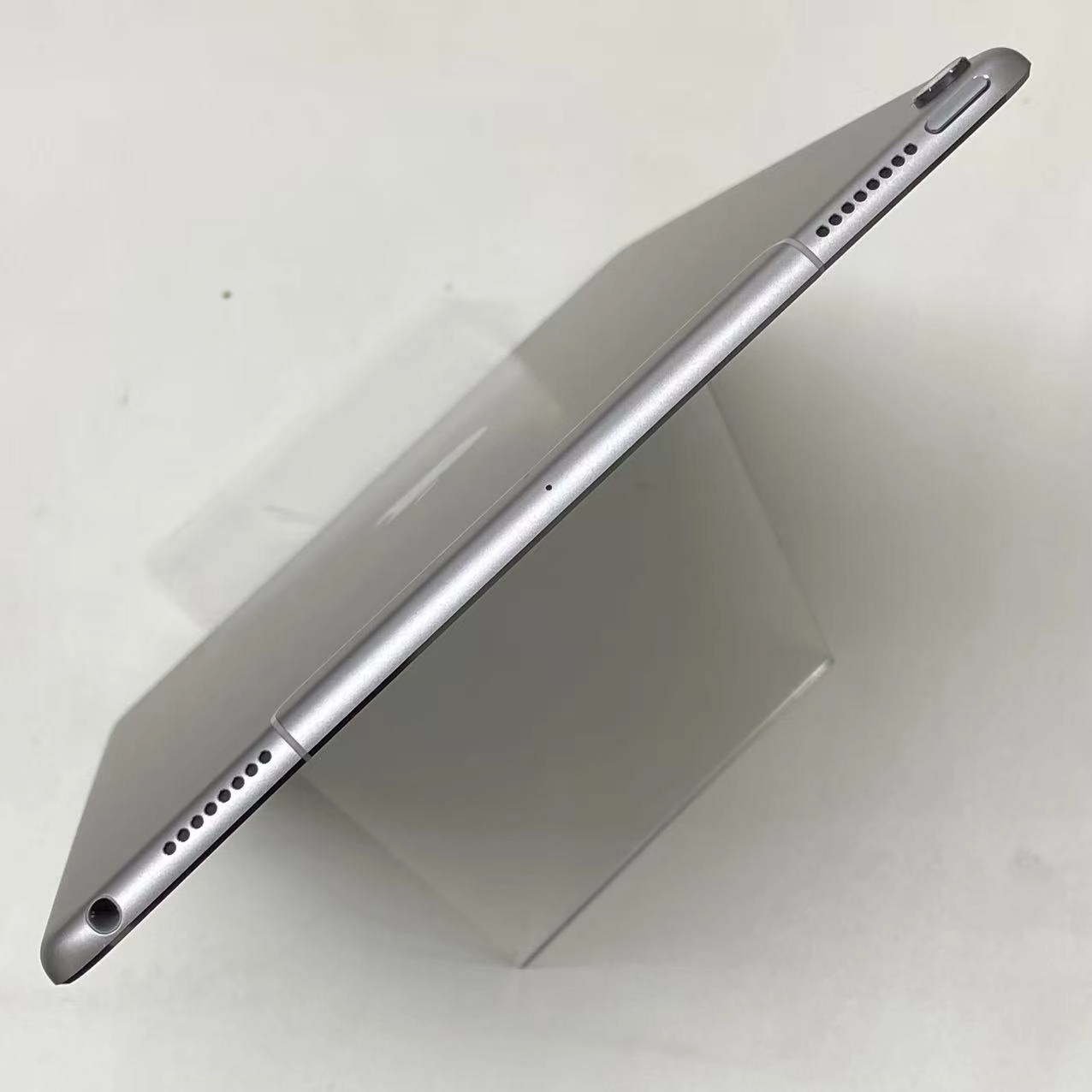 iPad Pro 10.5インチ Wi-Fi+Cellular 64GB MQEY2J/A SoftBank版SIMフリー ジャンク品 スペースグレイ