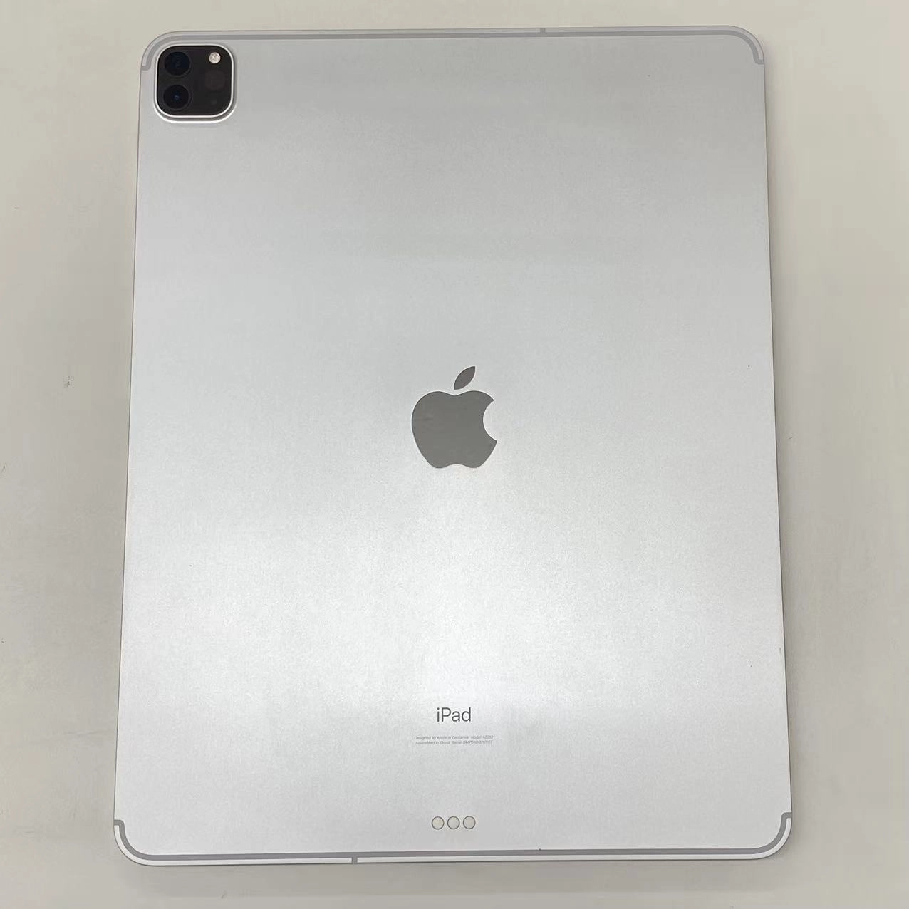 iPad Pro 12.9インチ 第4世代 Wi-Fi+Cellular モデル 256GB MXF62J/A SoftBank版SIMフリー ジャンク品 シルバー
