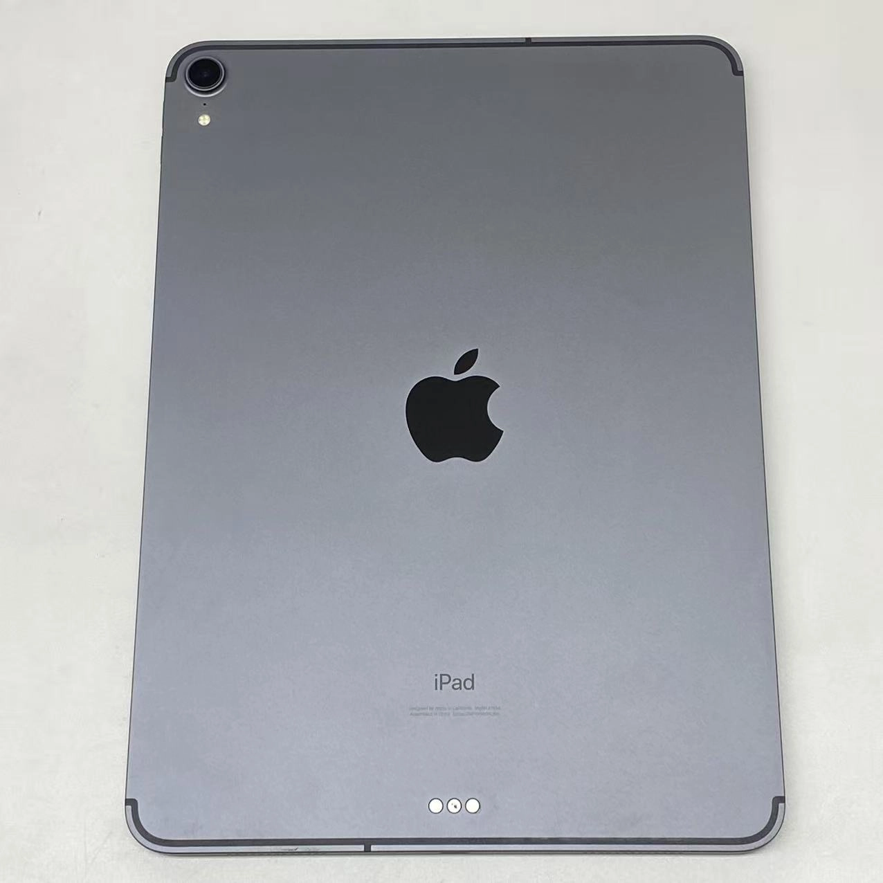 iPad Pro 11インチ 第1世代 Wi-Fi+Cellular 256GB スペースグレイ MU102J/A AU版SIMフリー ジャンク品 au