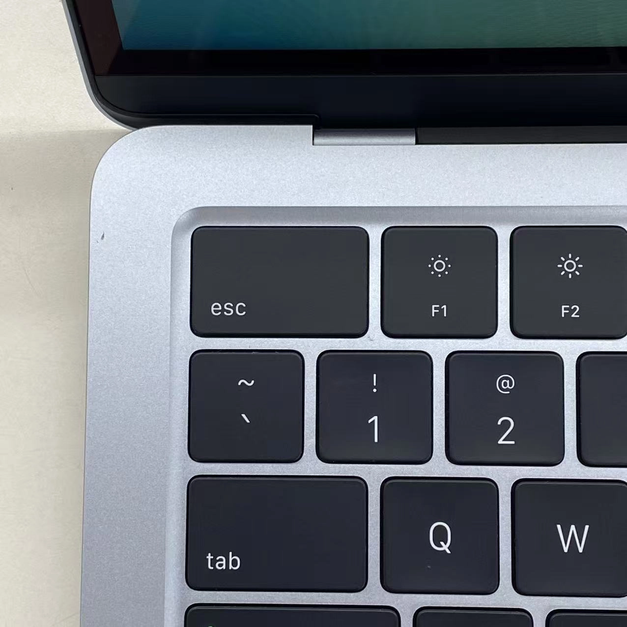 MacBook Air Early2025 13インチ Apple M4 16GB/256GB (CPU:10C/GPU:8C)スカイブルー USキーボード 美品