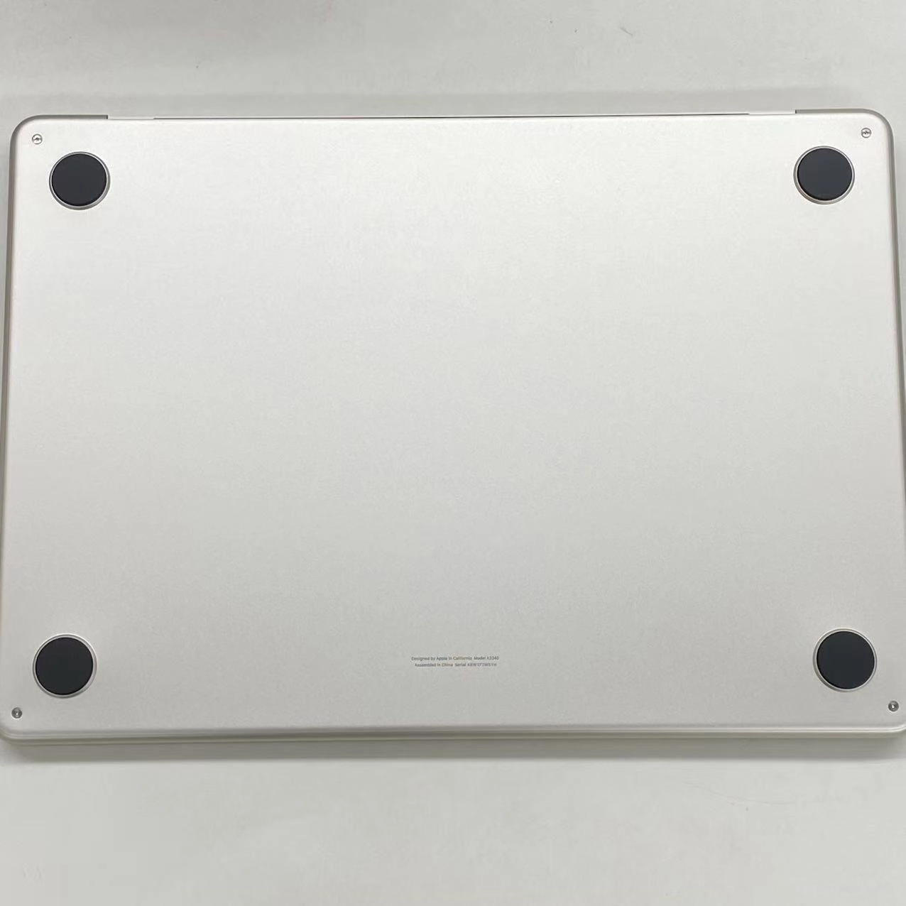 MacBook Air 13インチ Early2025 Apple M4 16GB/512GB (CPU:10C/GPU:10C)スターライト MW103J/A 新品同様